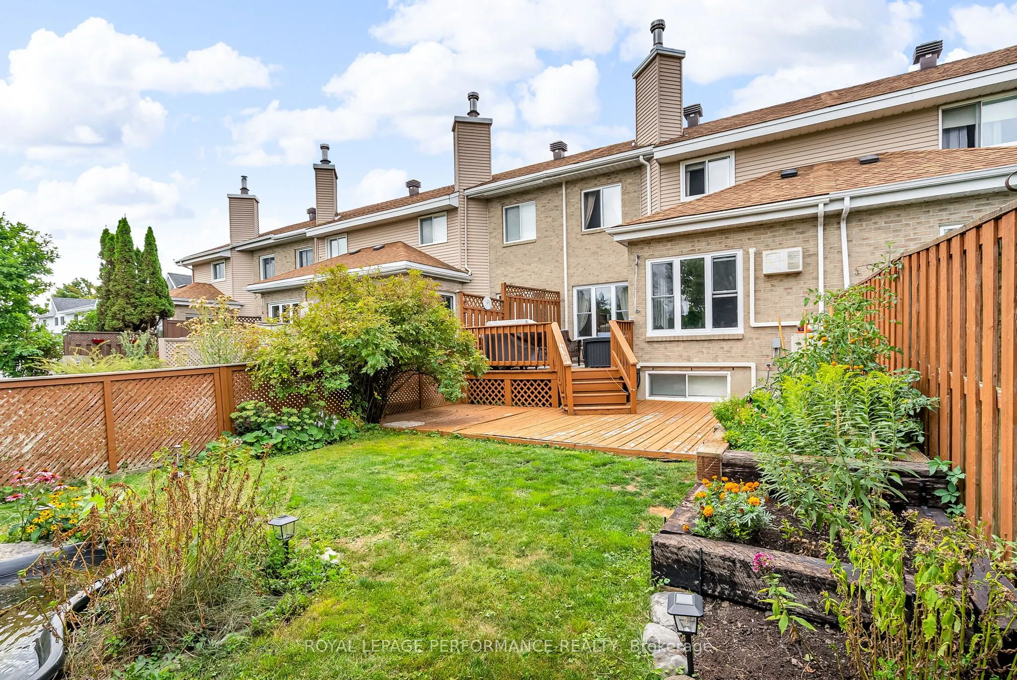 373 Ivan Crescent