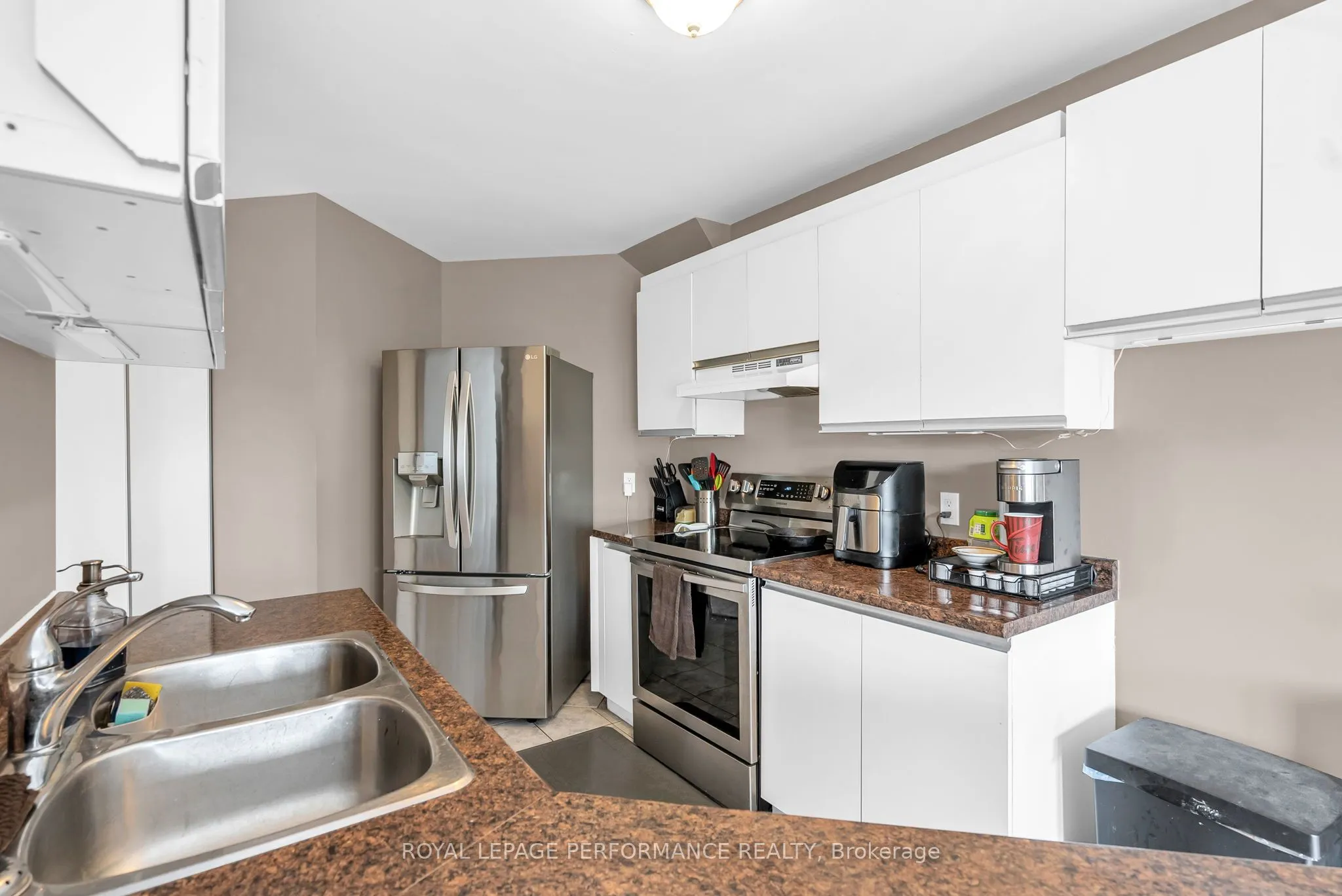373 Ivan Crescent