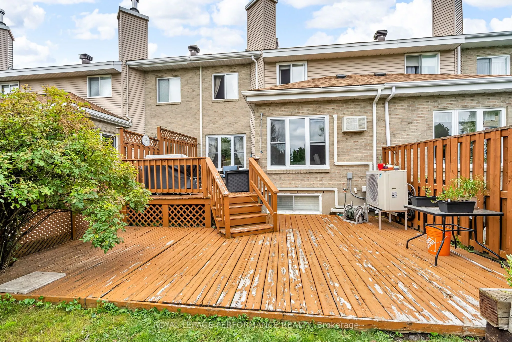 373 Ivan Crescent