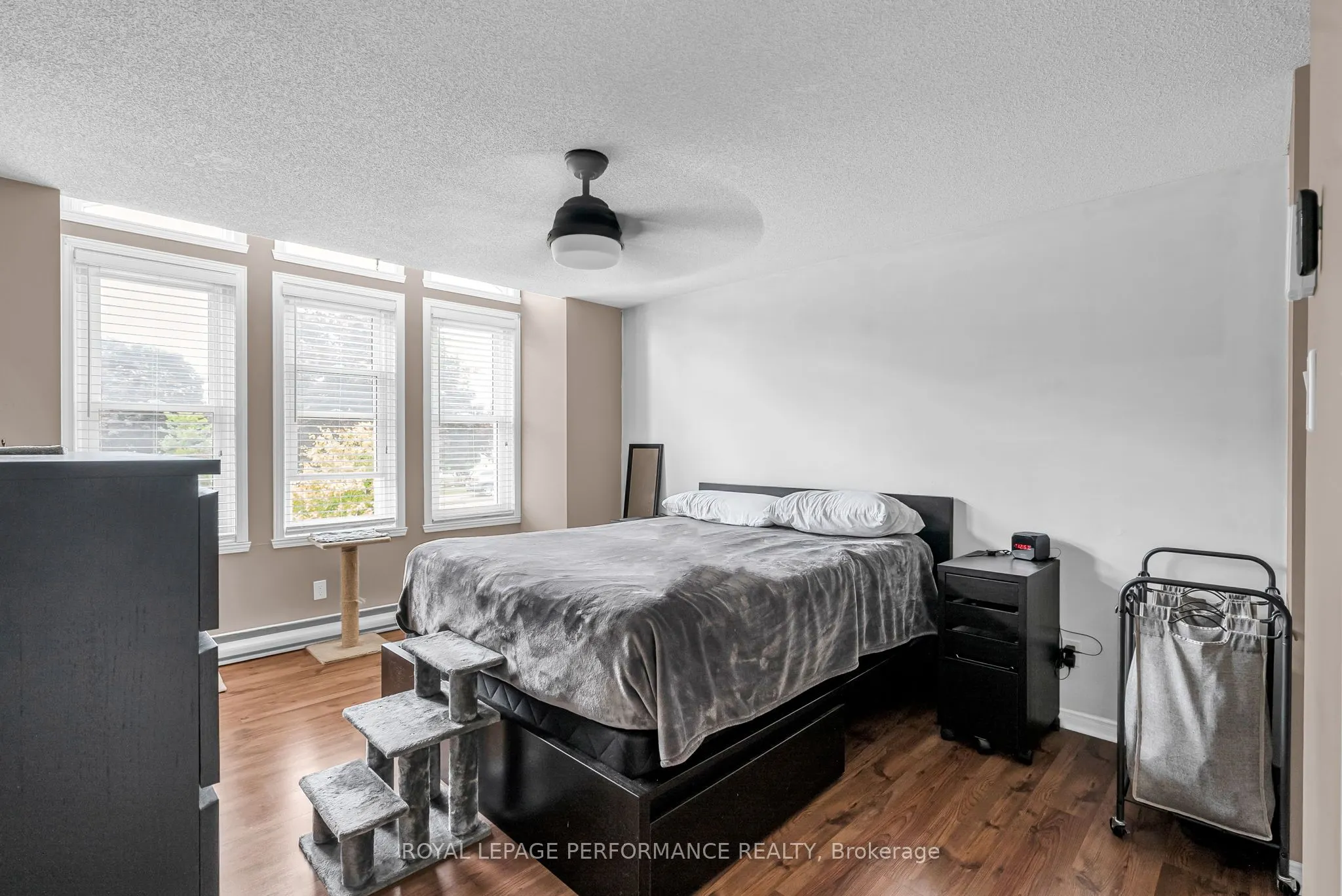 373 Ivan Crescent