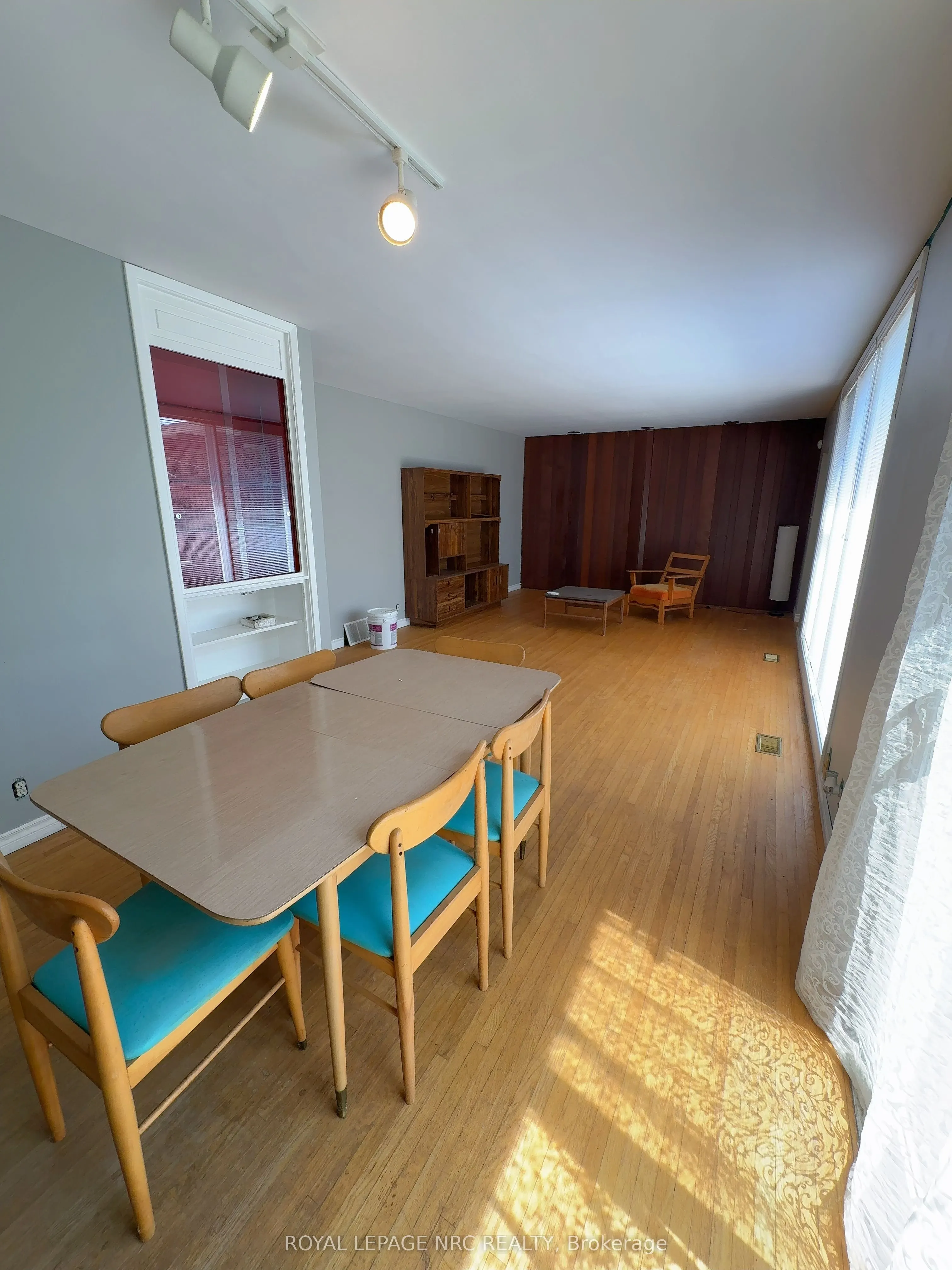4207/4213 Drummond Road