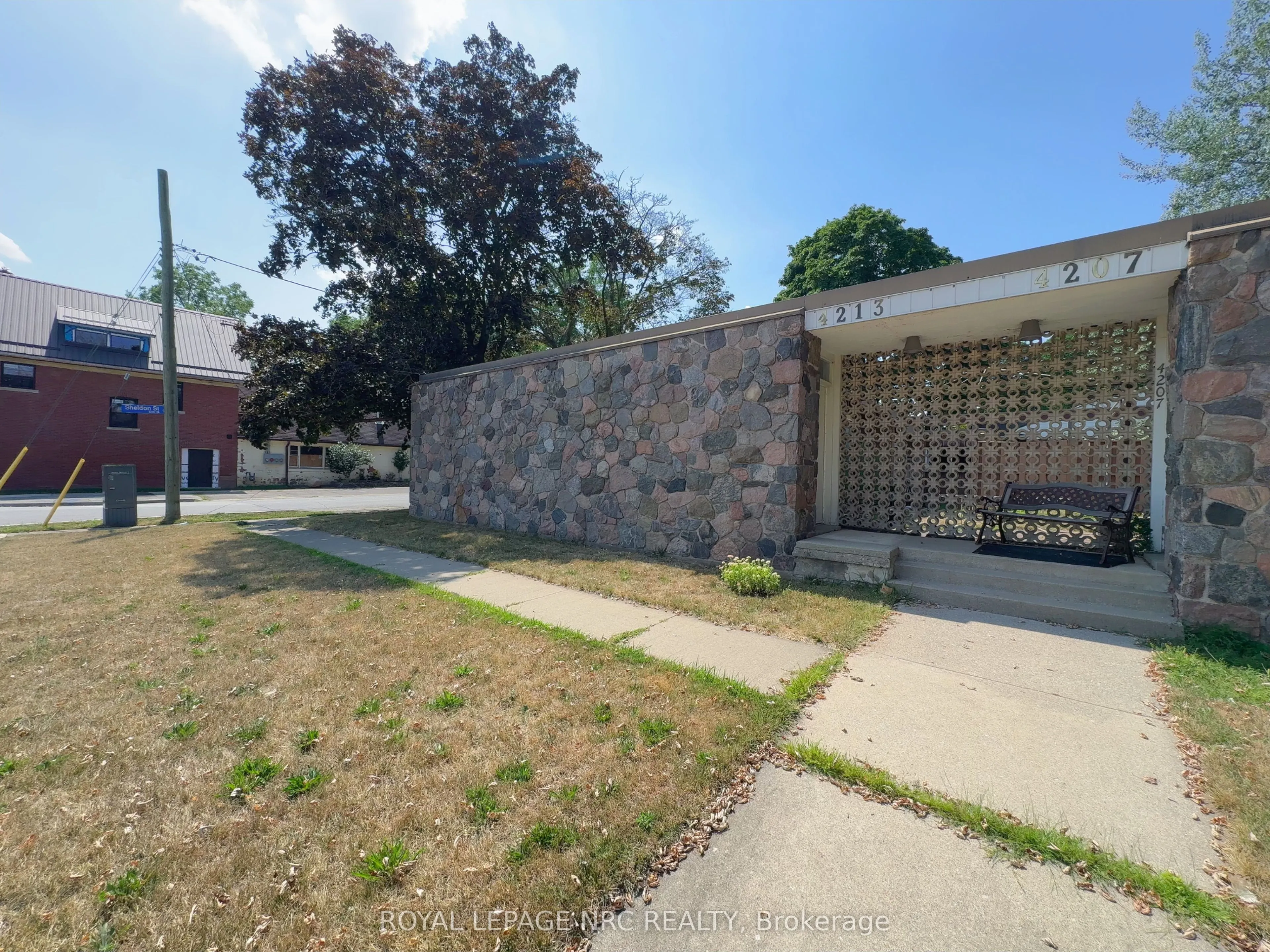 4207/4213 Drummond Road