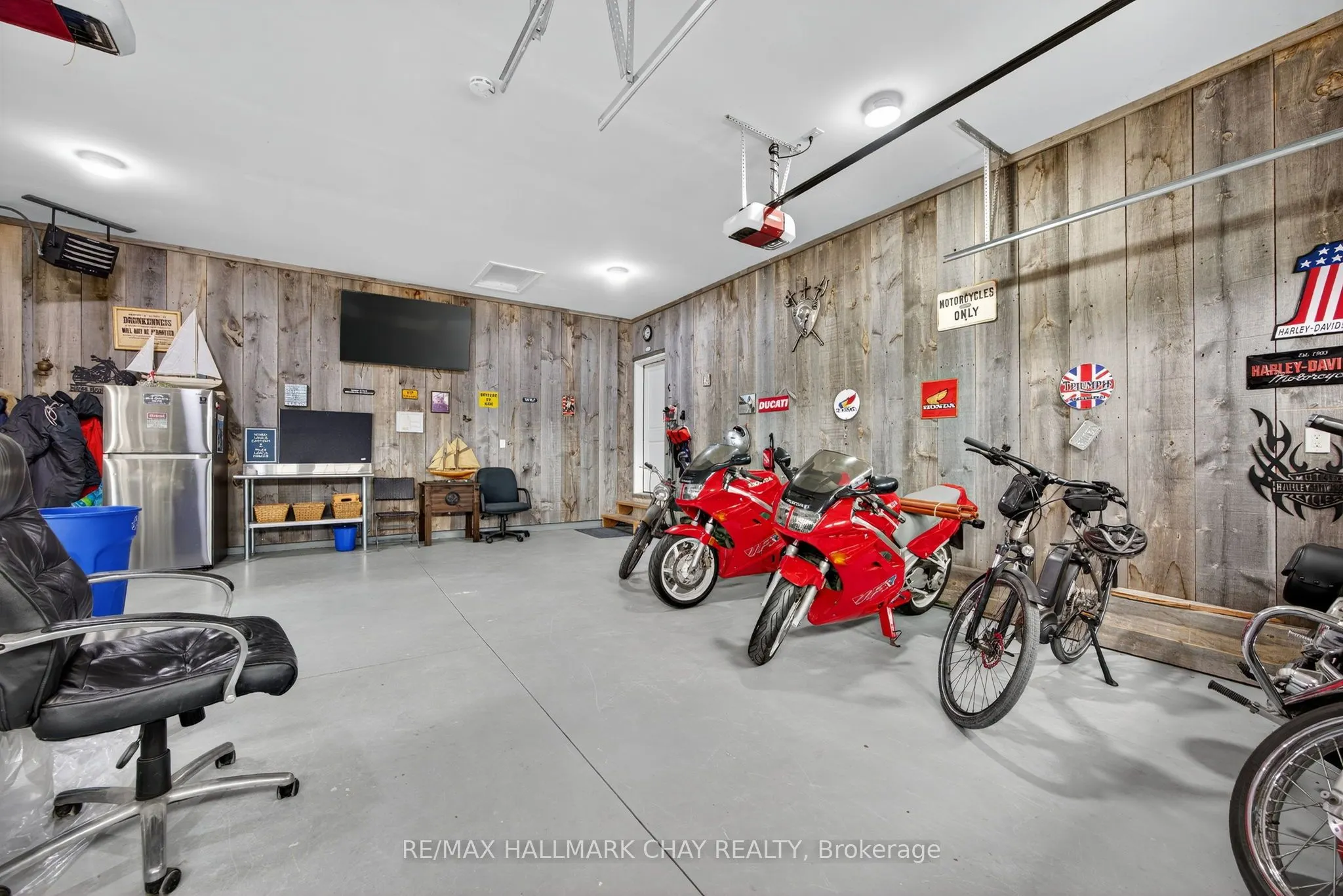 127 High Bluff Lane