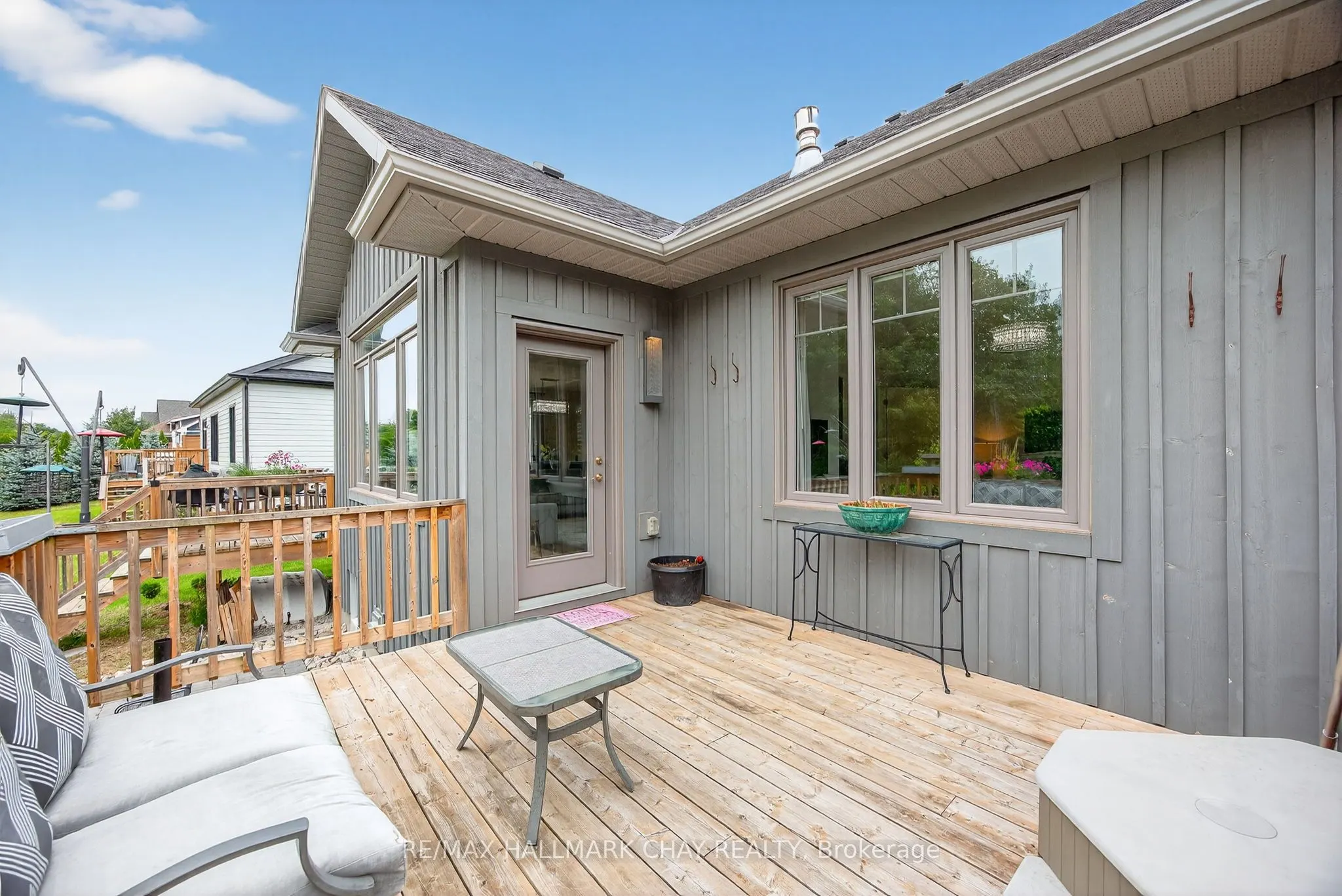 127 High Bluff Lane