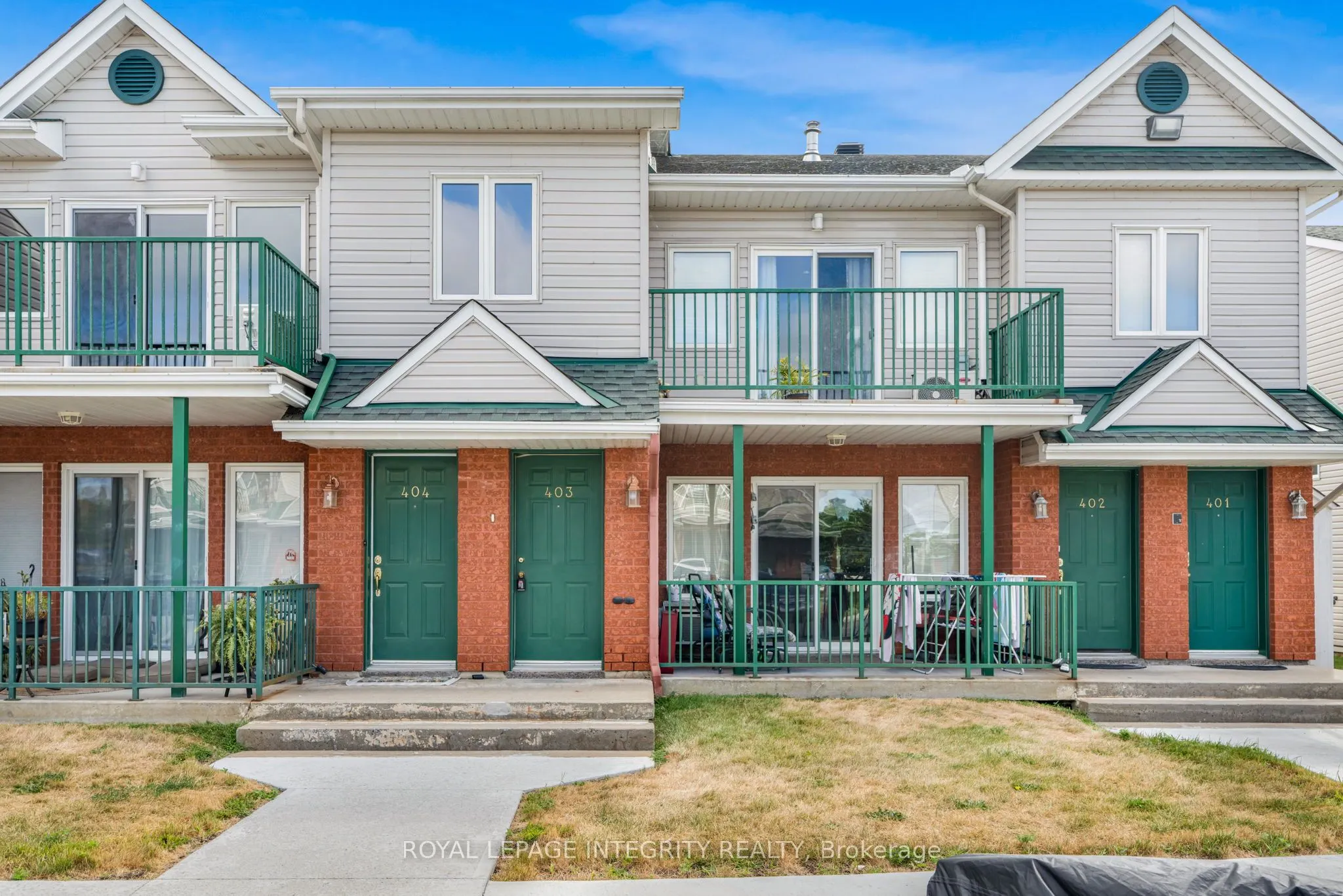2923 Laurier Street, #403