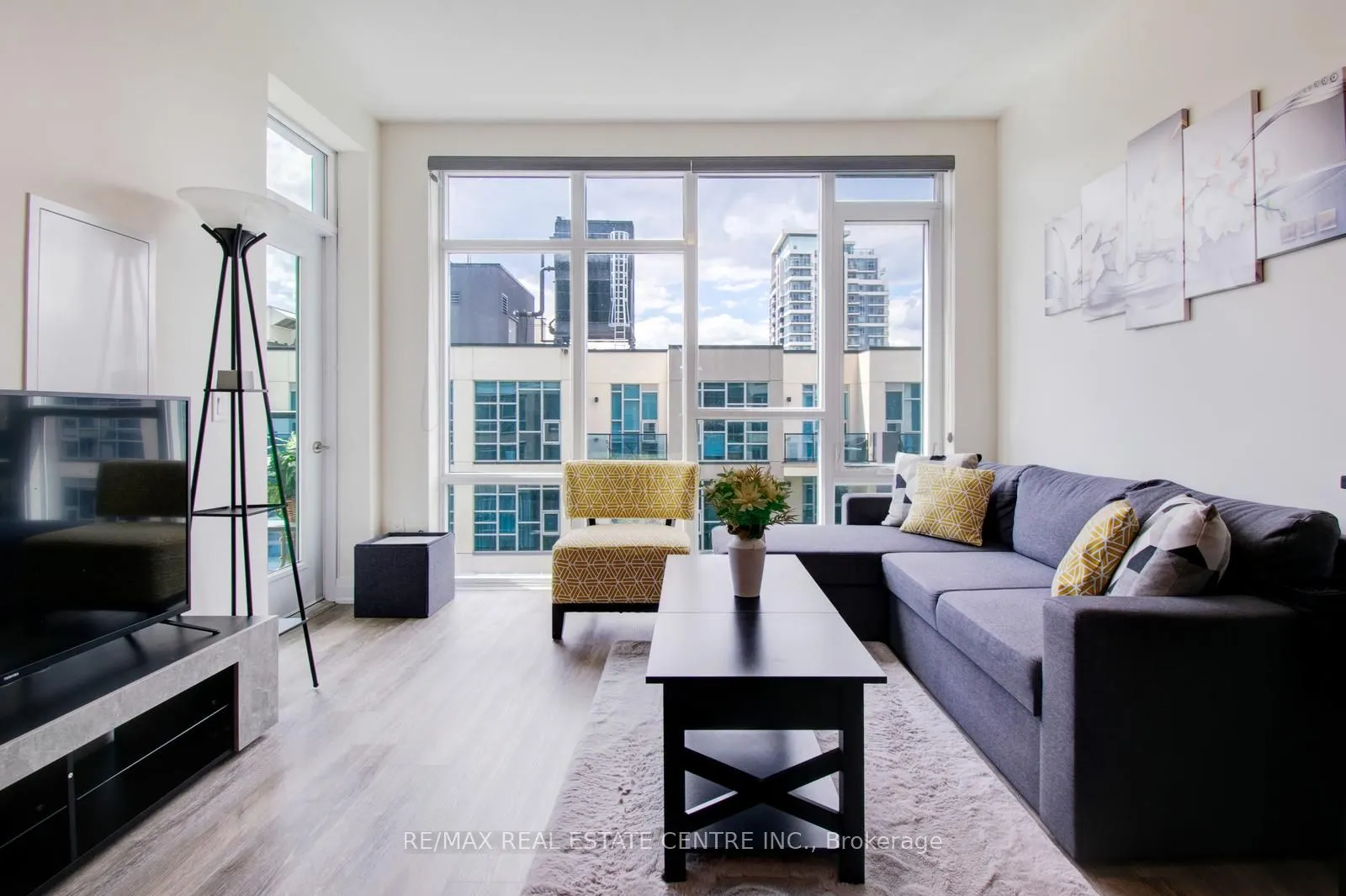16 Concord Place, #535