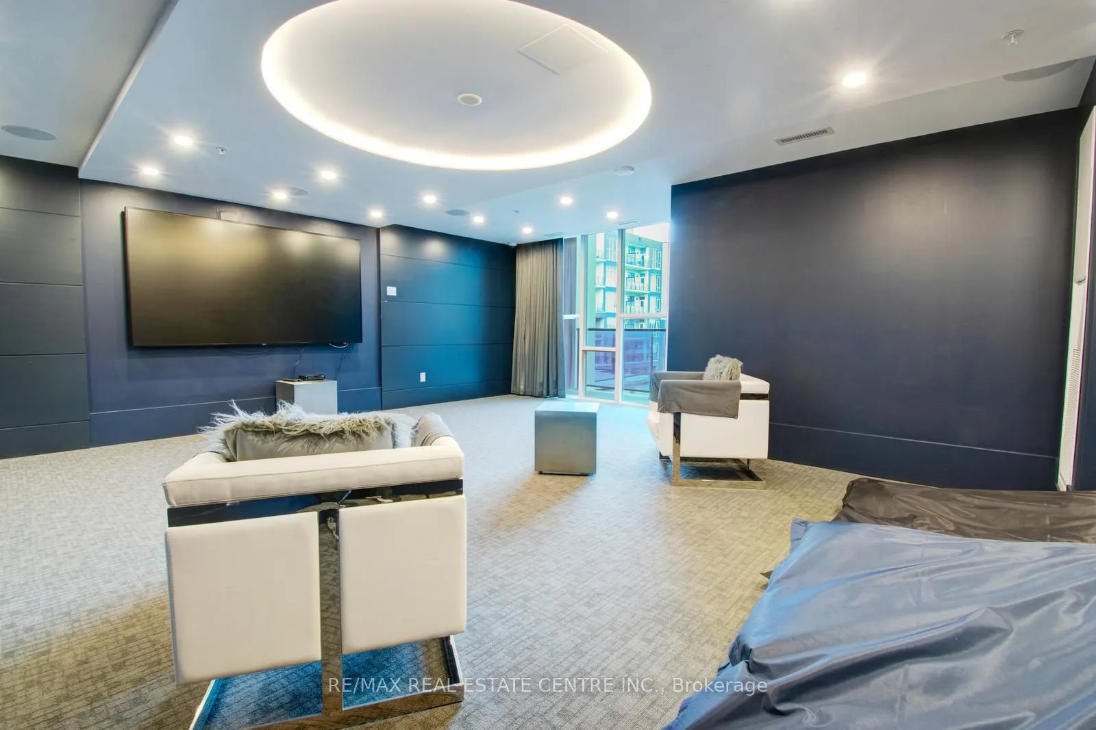 16 Concord Place, #535