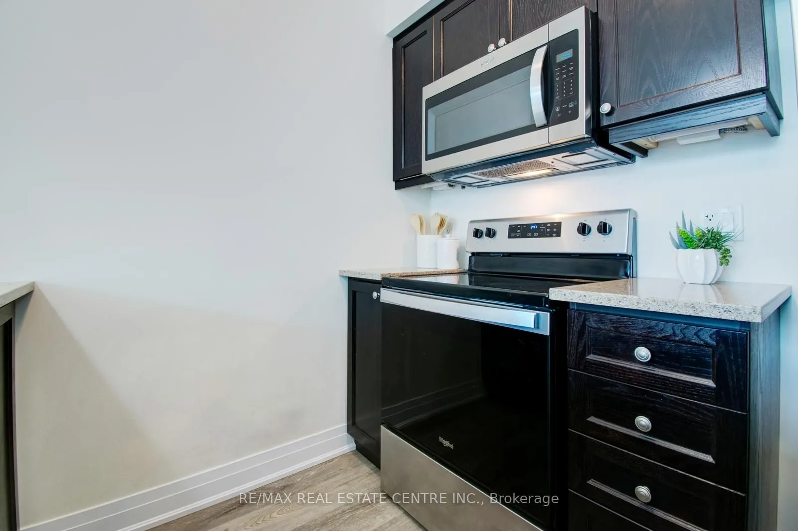16 Concord Place, #535