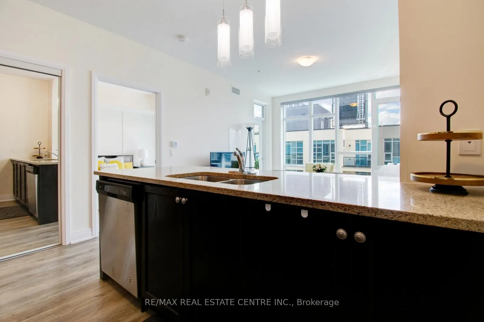 16 Concord Place, #535