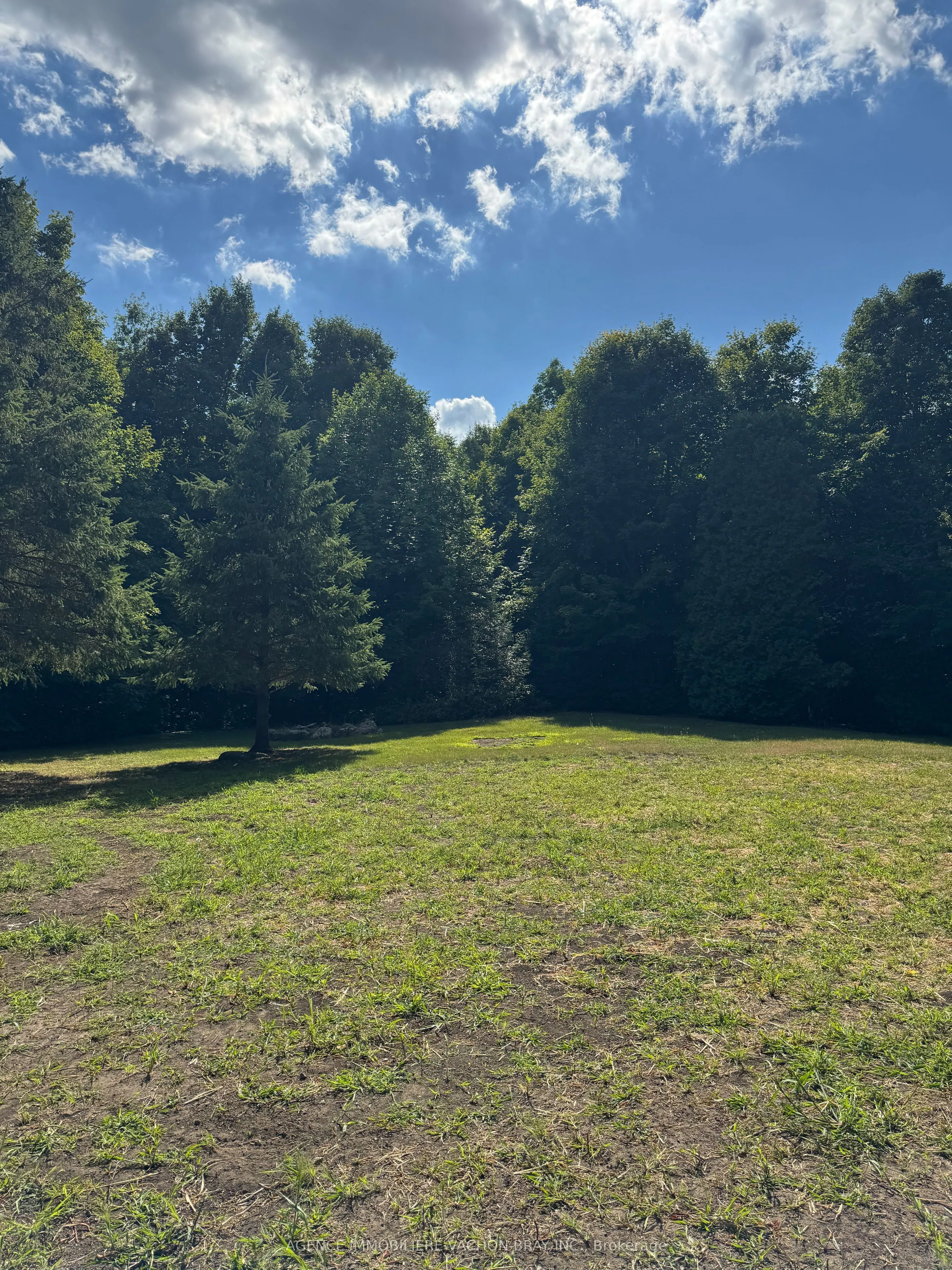 3902 4th Line Road
