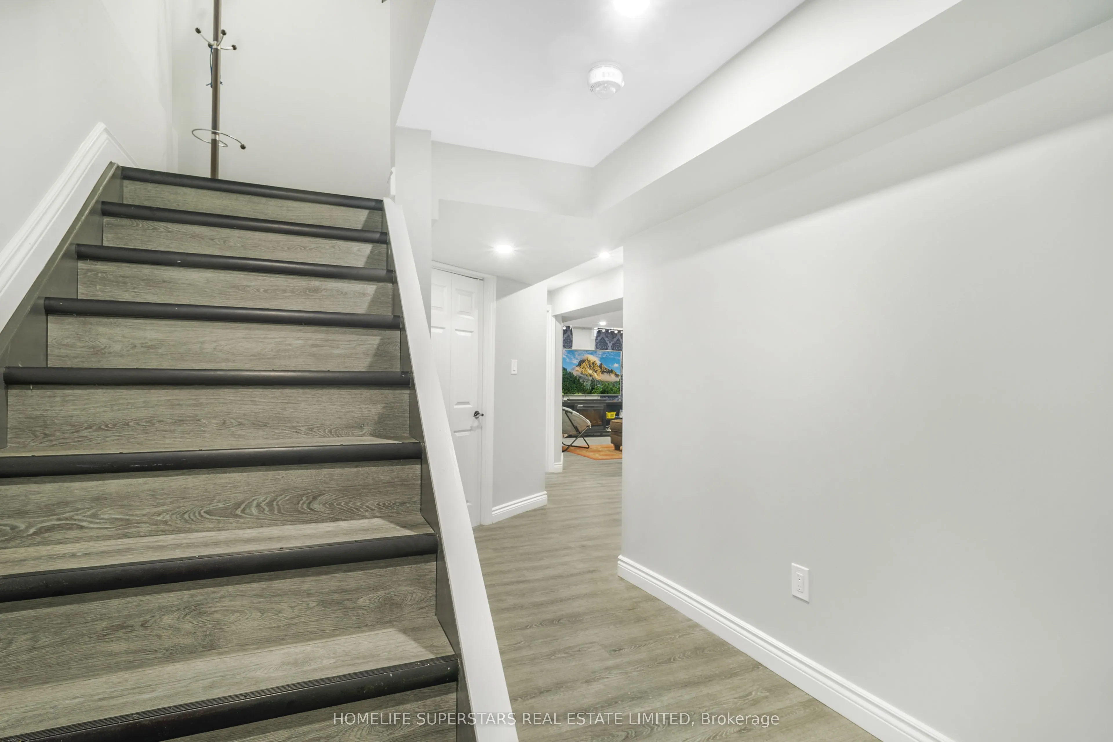8066 Hackberry Trail