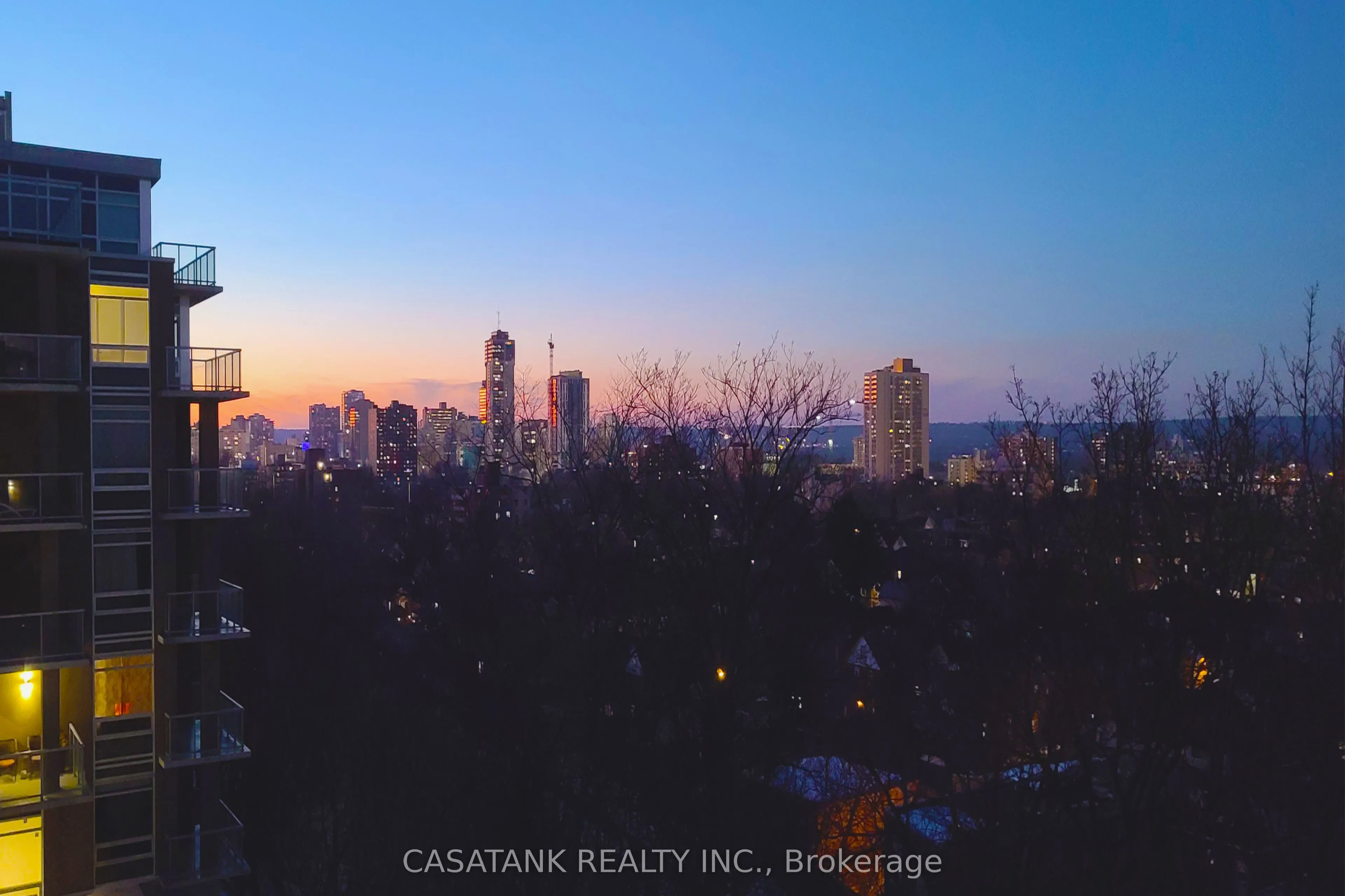 479 Charlton Avenue E, #408