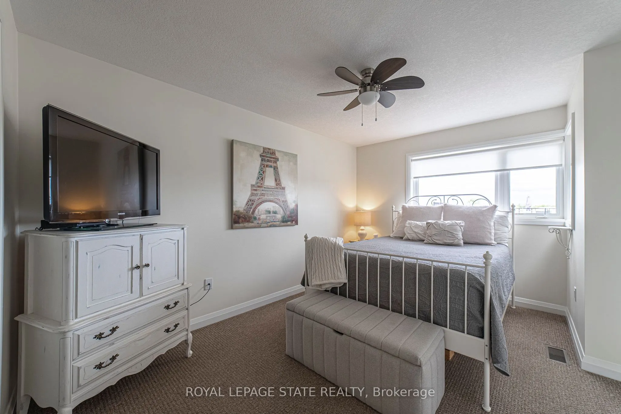 35 Midhurst Heights, #40