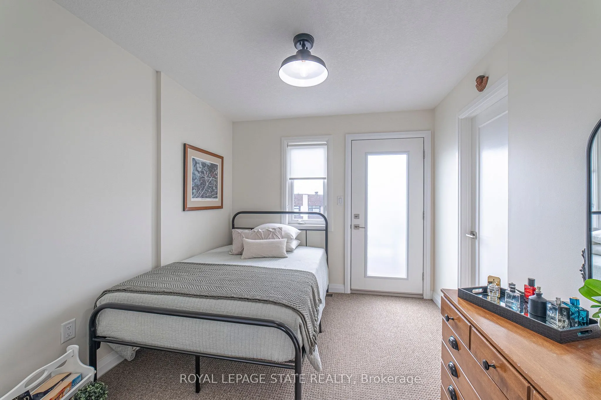 35 Midhurst Heights, #40
