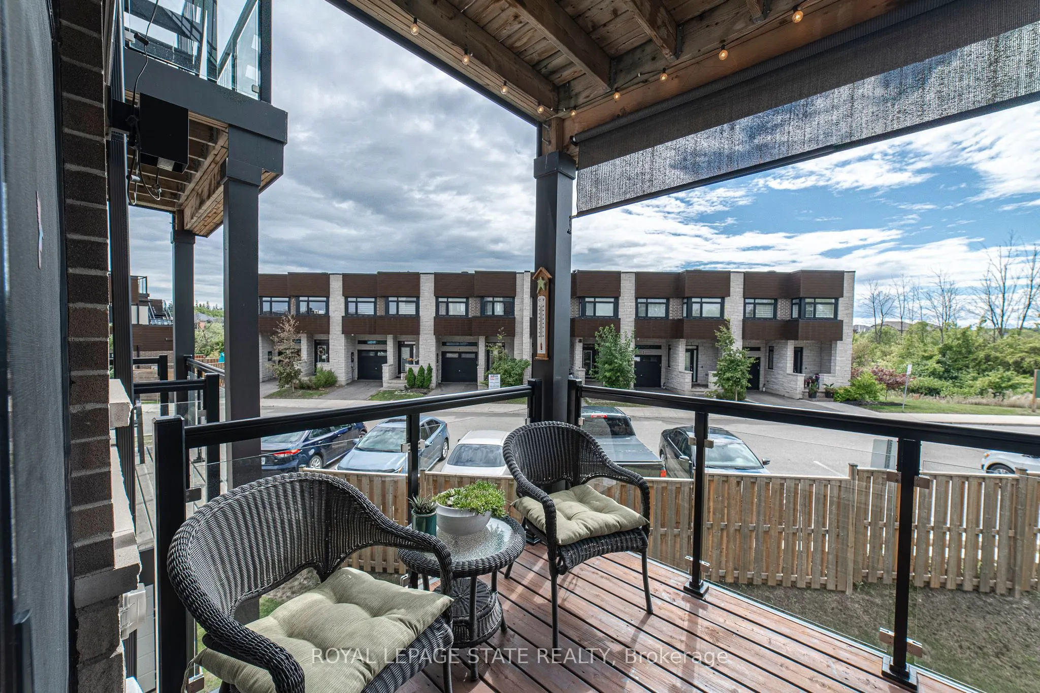 35 Midhurst Heights, #40