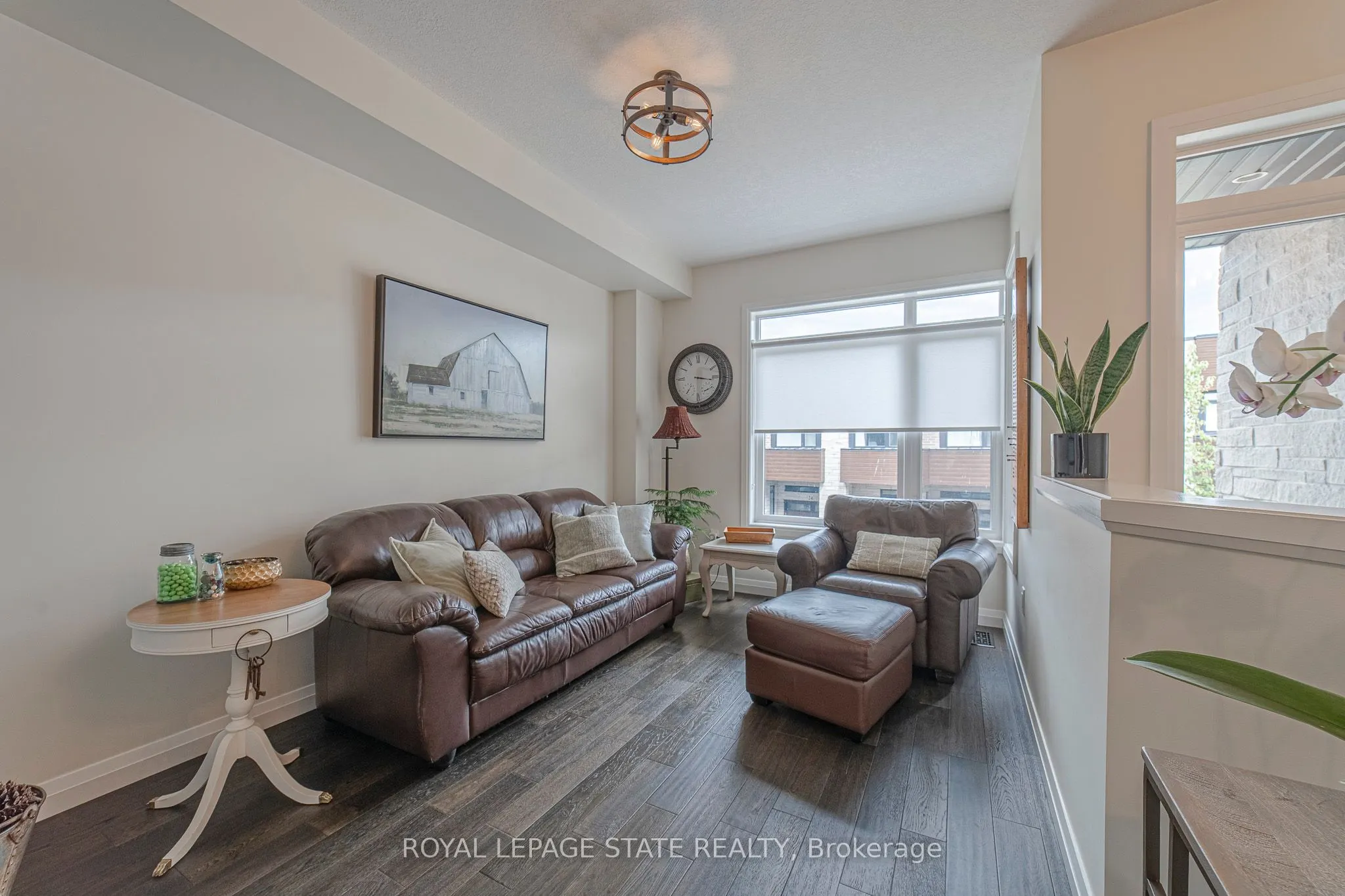 35 Midhurst Heights, #40