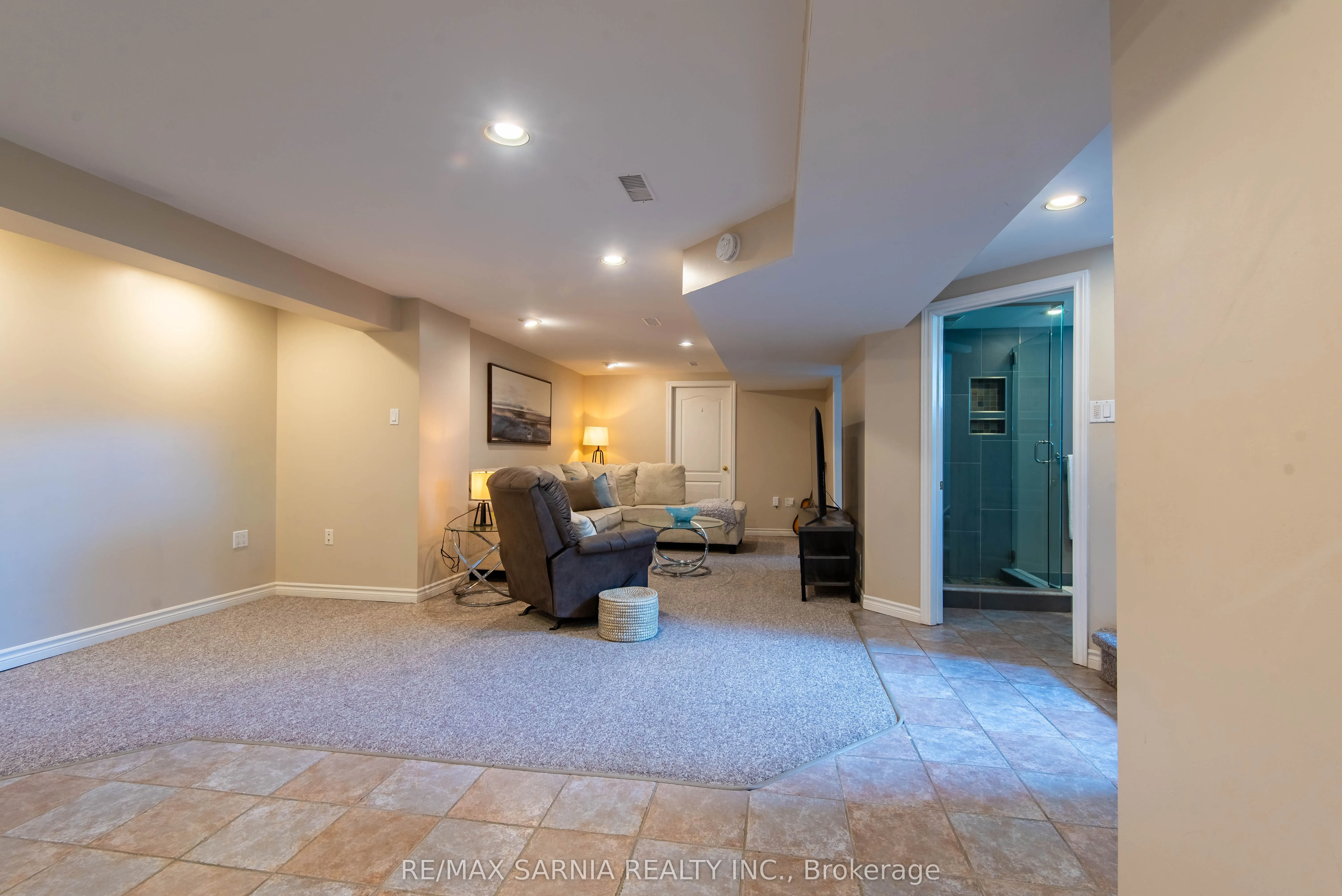 701 Hall Street