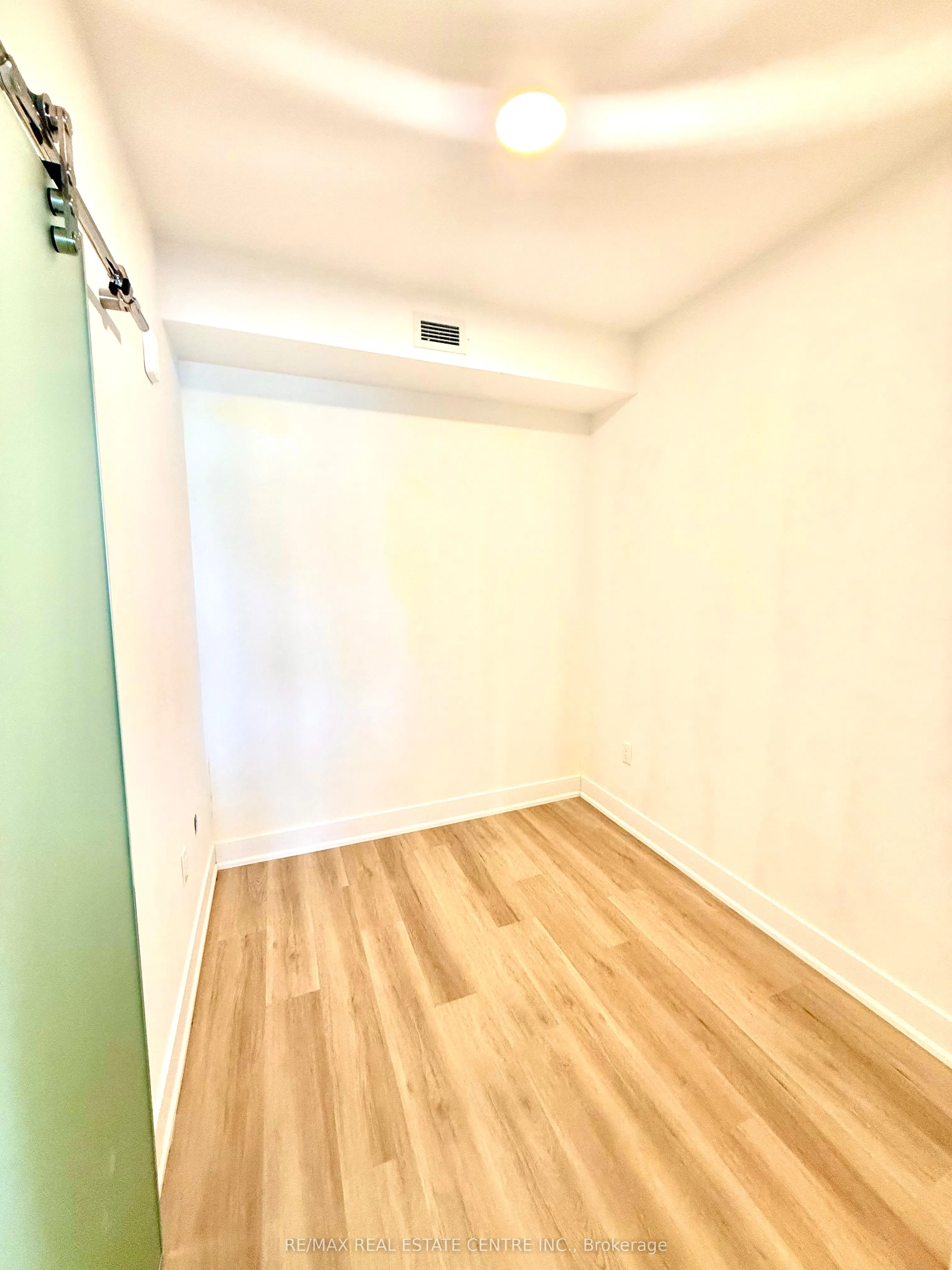 575 Conklin Road, #824