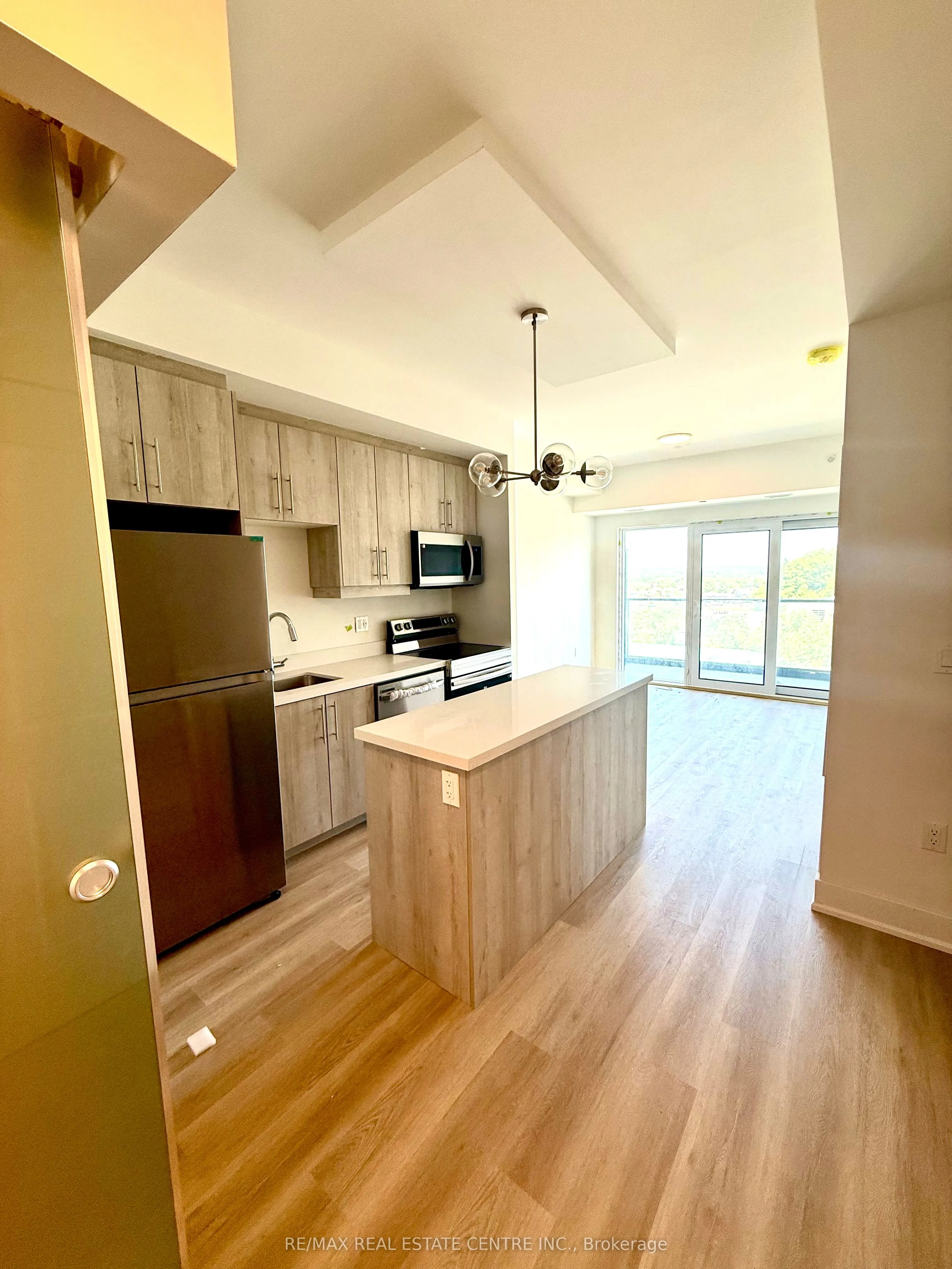 575 Conklin Road, #824