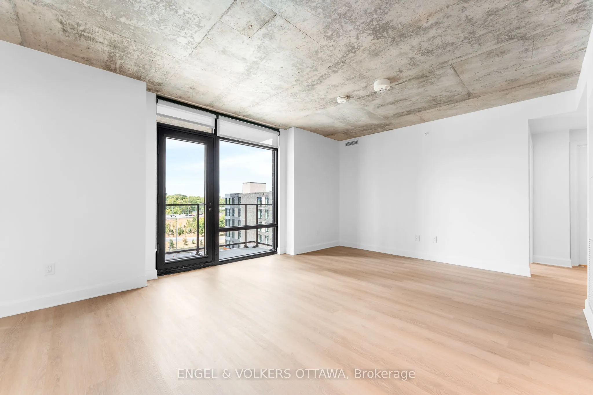 1366 Carling Avenue, #814