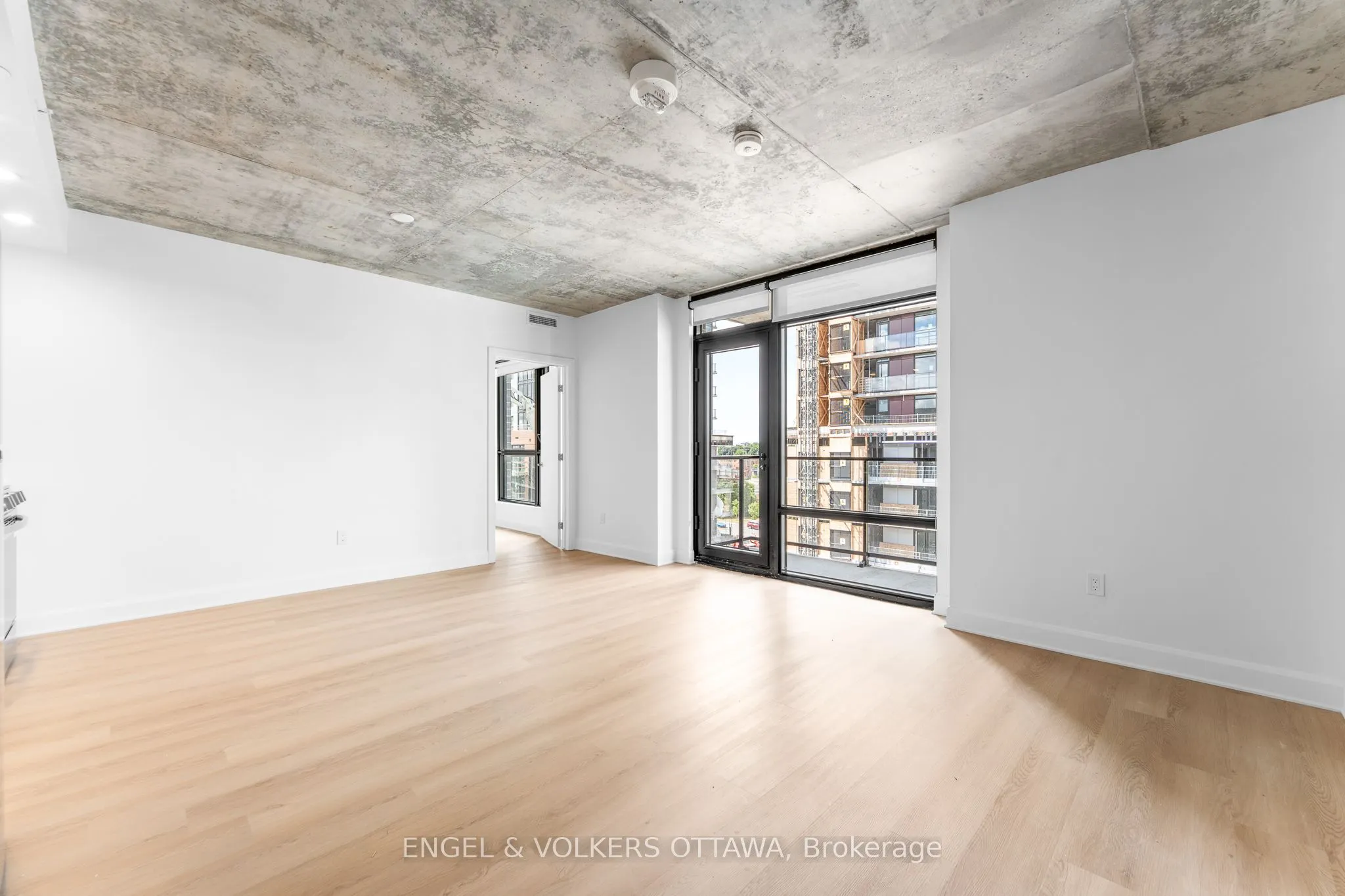 1366 Carling Avenue, #814