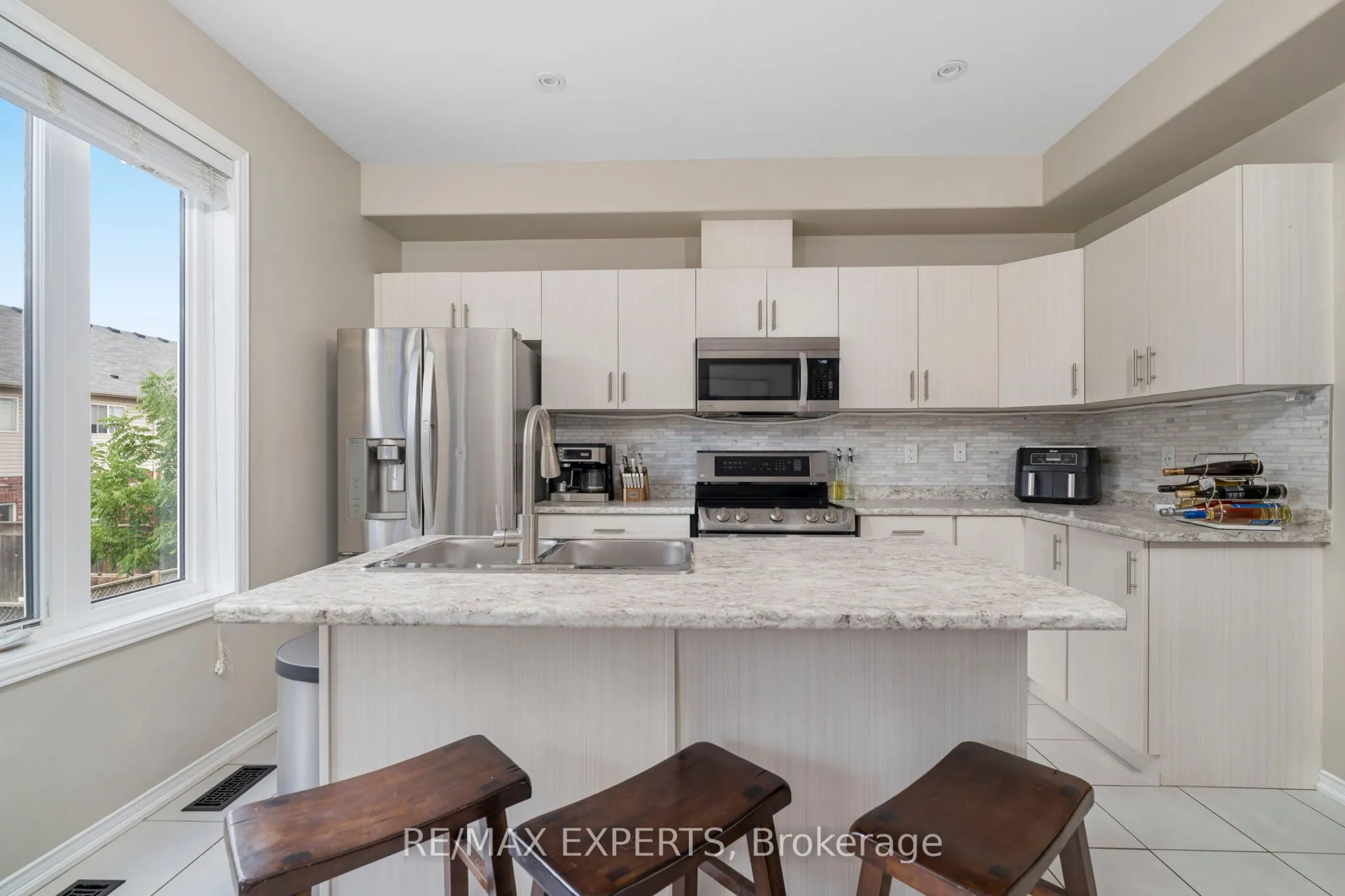 5045 DeSantis Drive