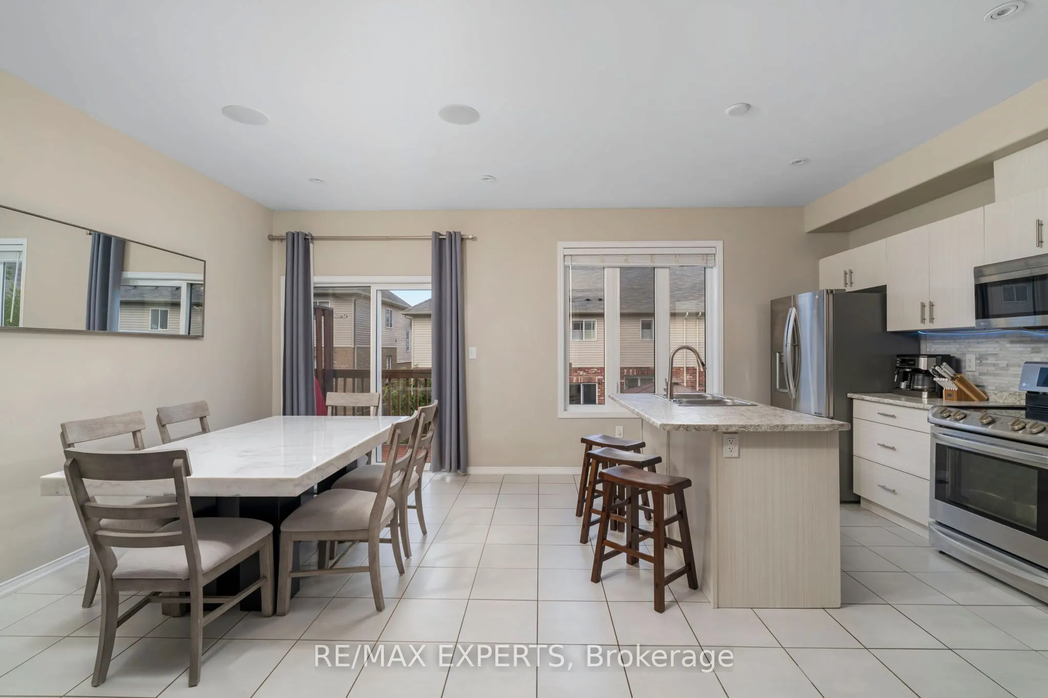5045 DeSantis Drive