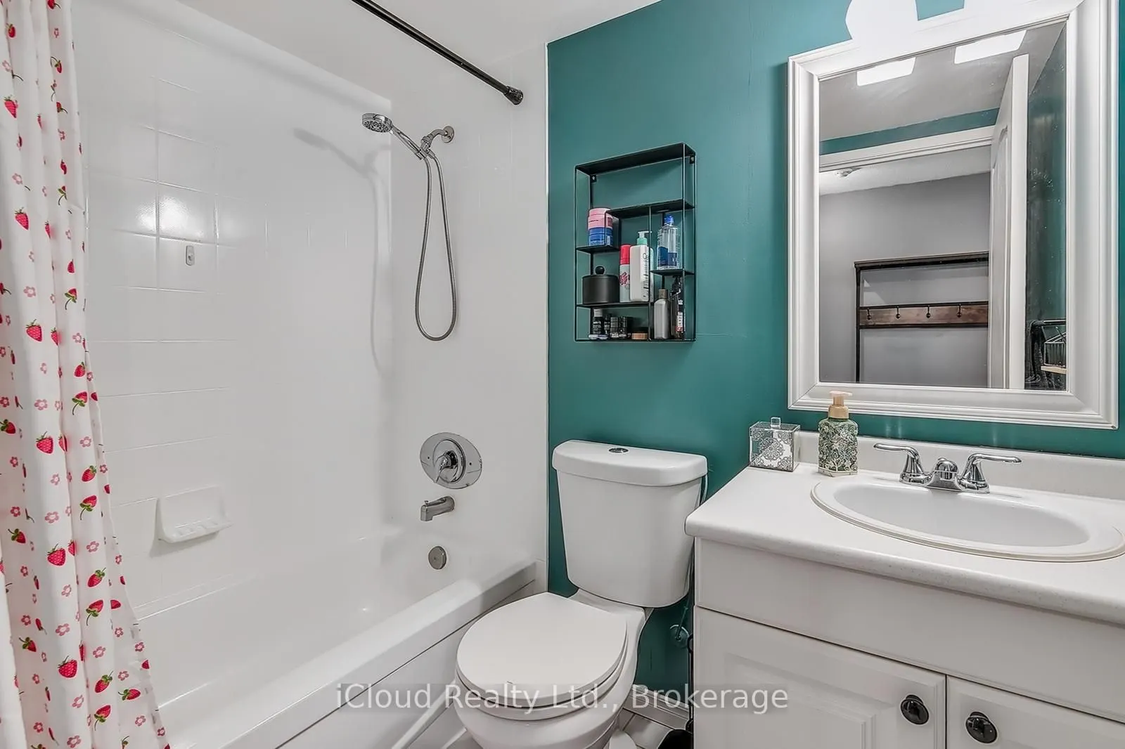 107 BAGOT Street, #112