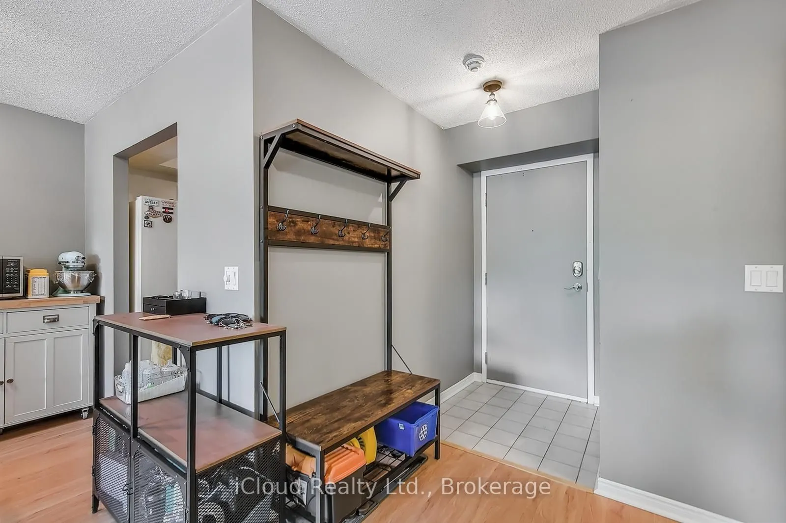 107 BAGOT Street, #112
