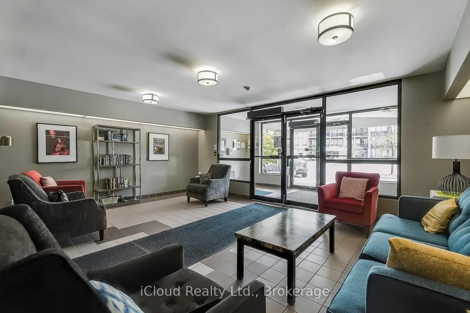 107 BAGOT Street, #112