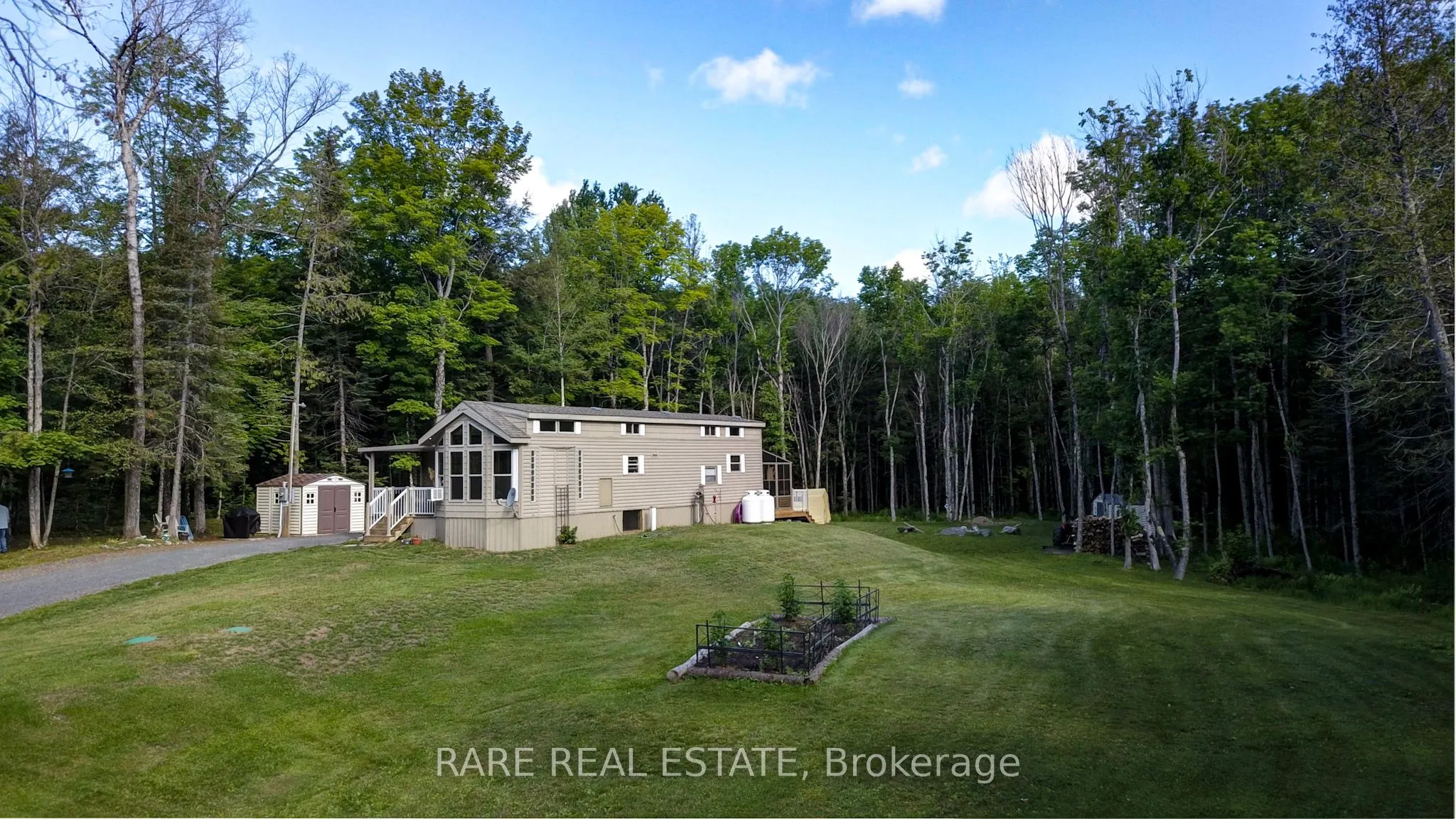 1594 NORTH STEENBURG LAKE Road