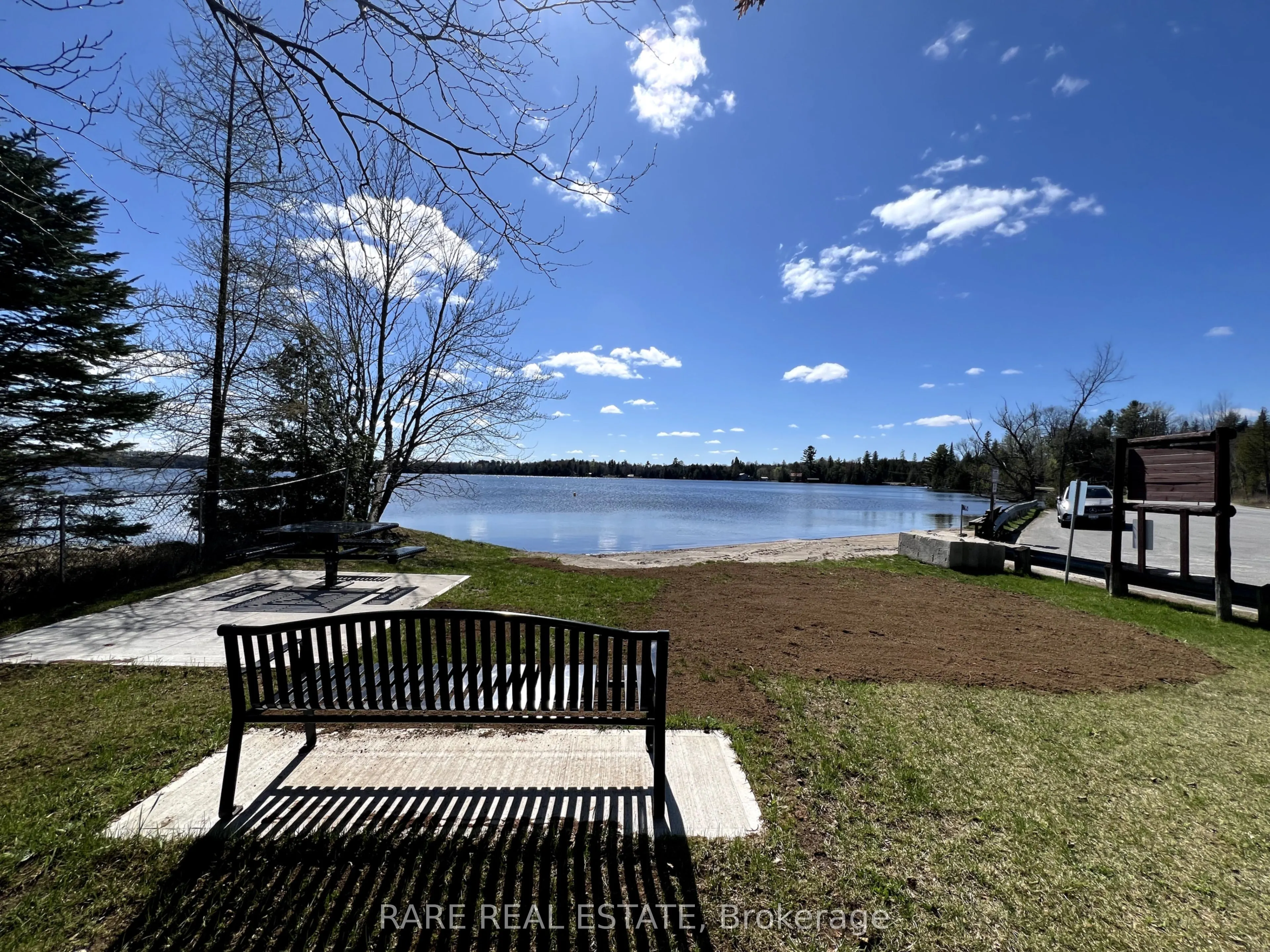 1594 NORTH STEENBURG LAKE Road