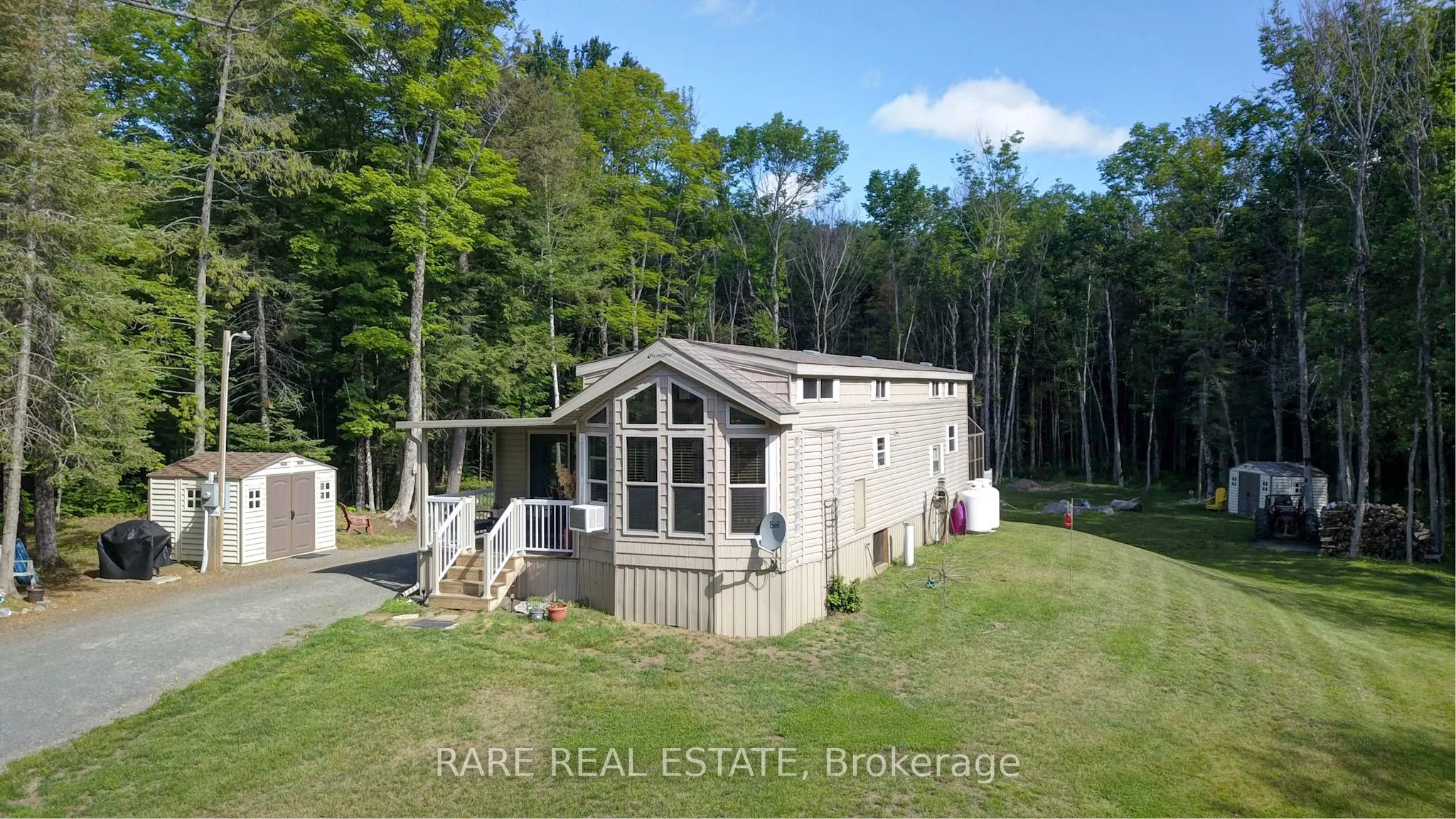 1594 NORTH STEENBURG LAKE Road