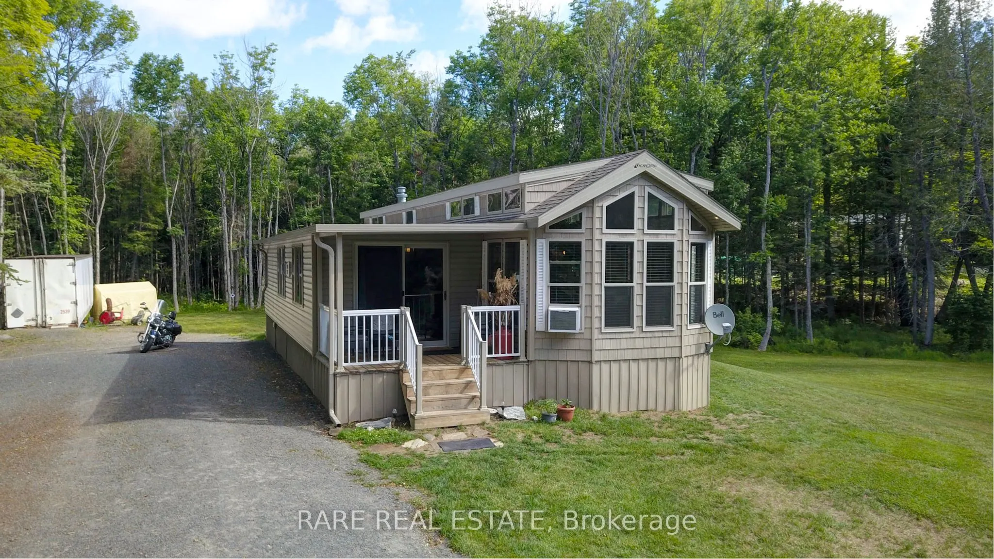 1594 NORTH STEENBURG LAKE Road