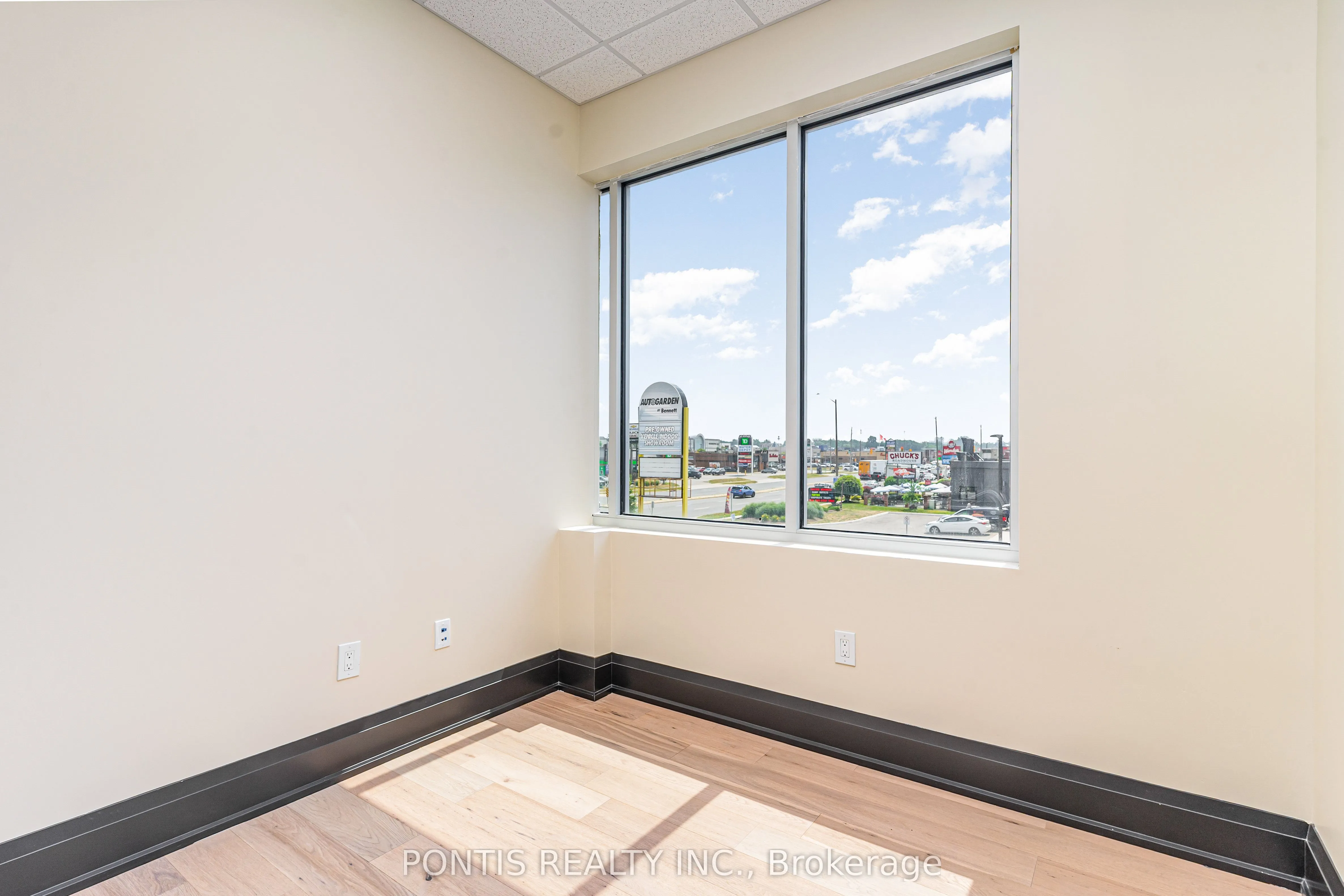 460 Hespeler Road, #H211