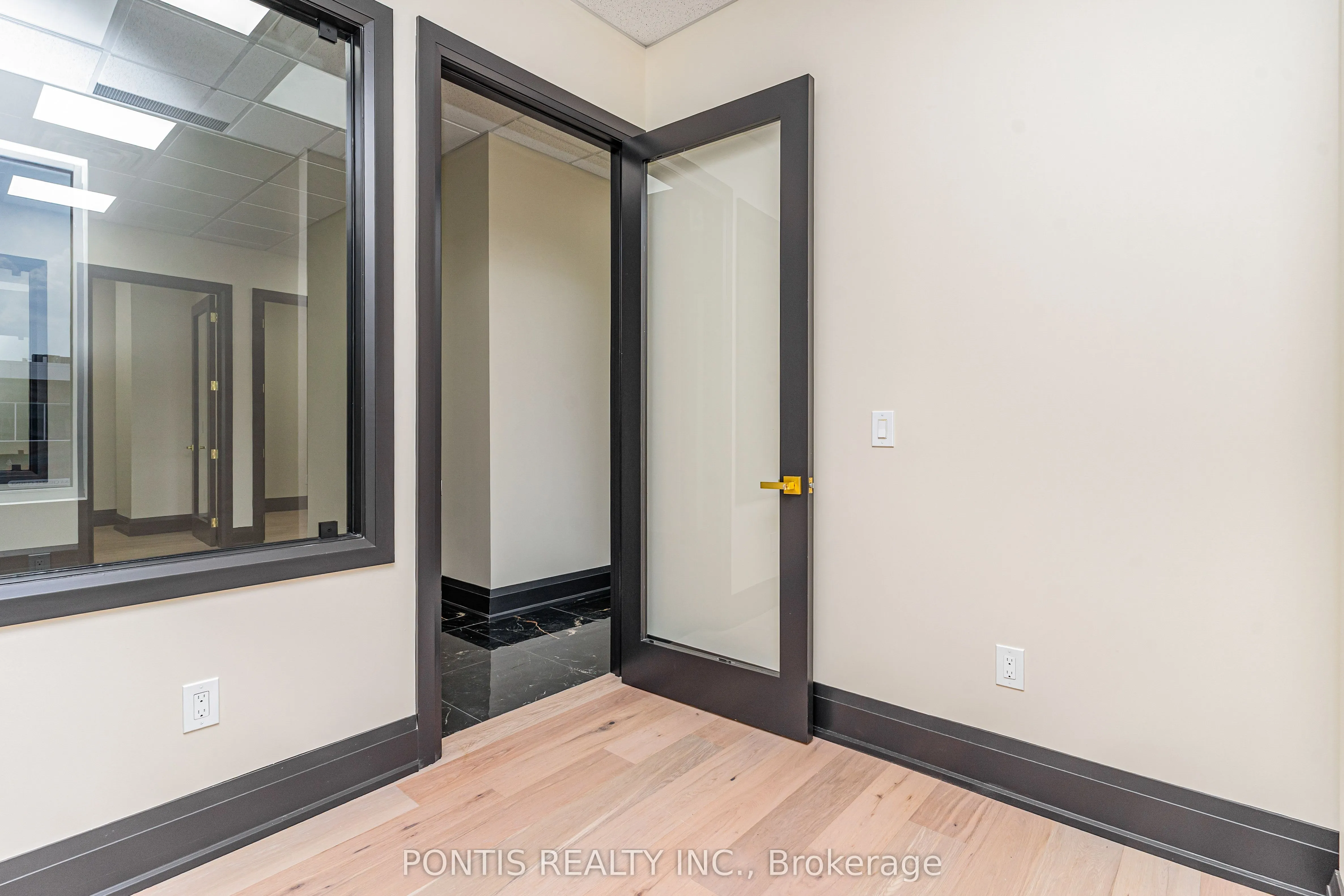 460 Hespeler Road, #H211