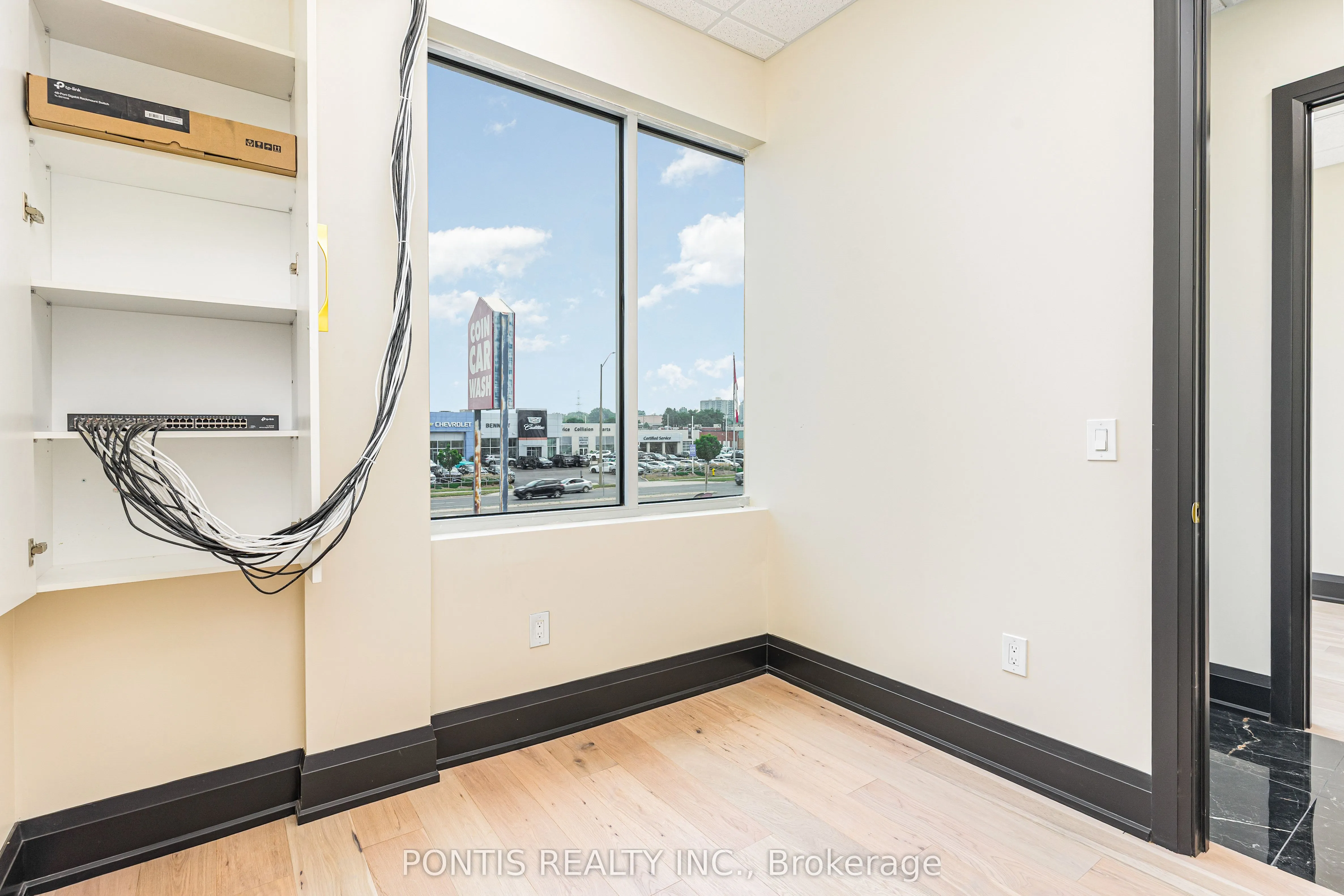 460 Hespeler Road, #H211
