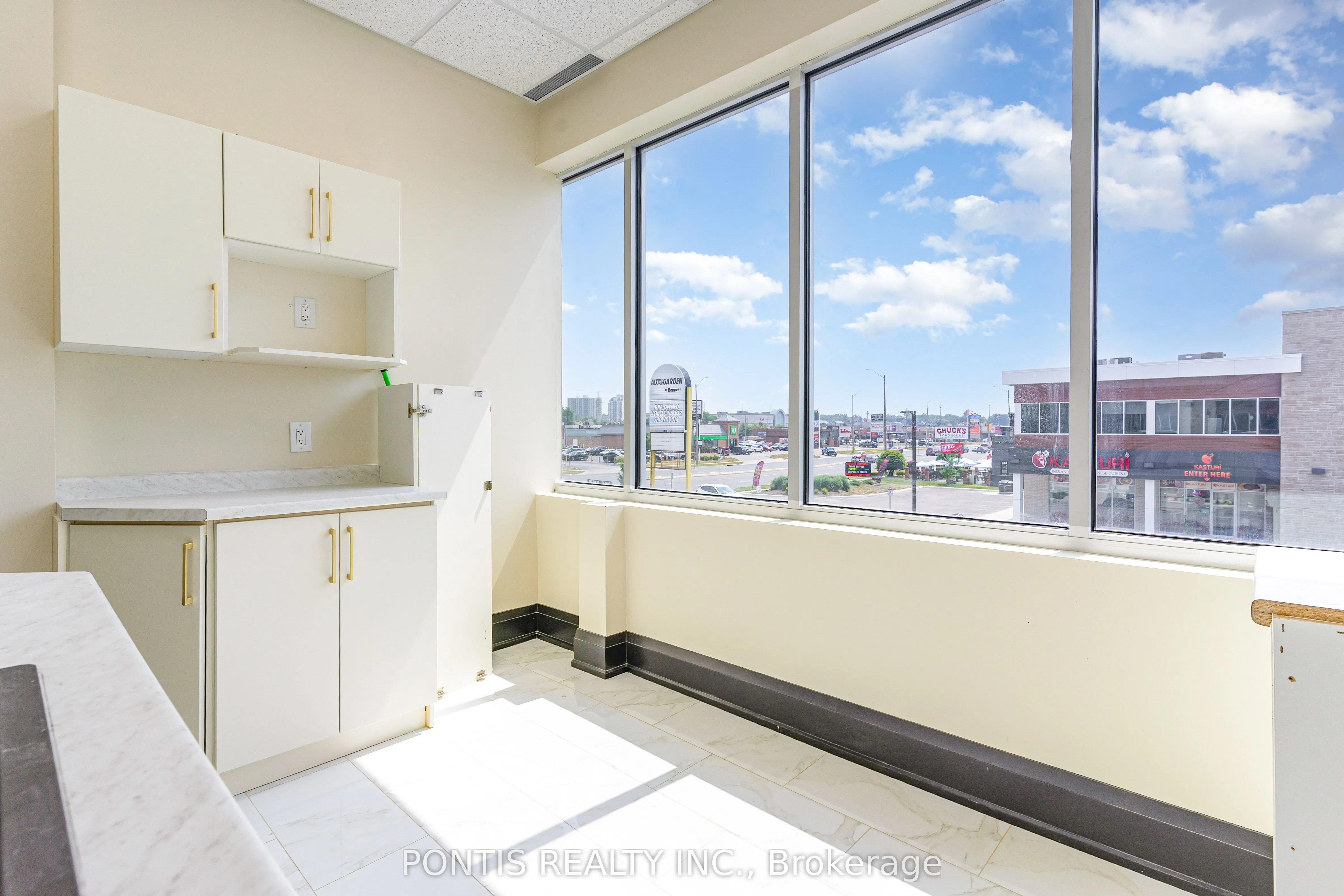 460 Hespeler Road, #H211