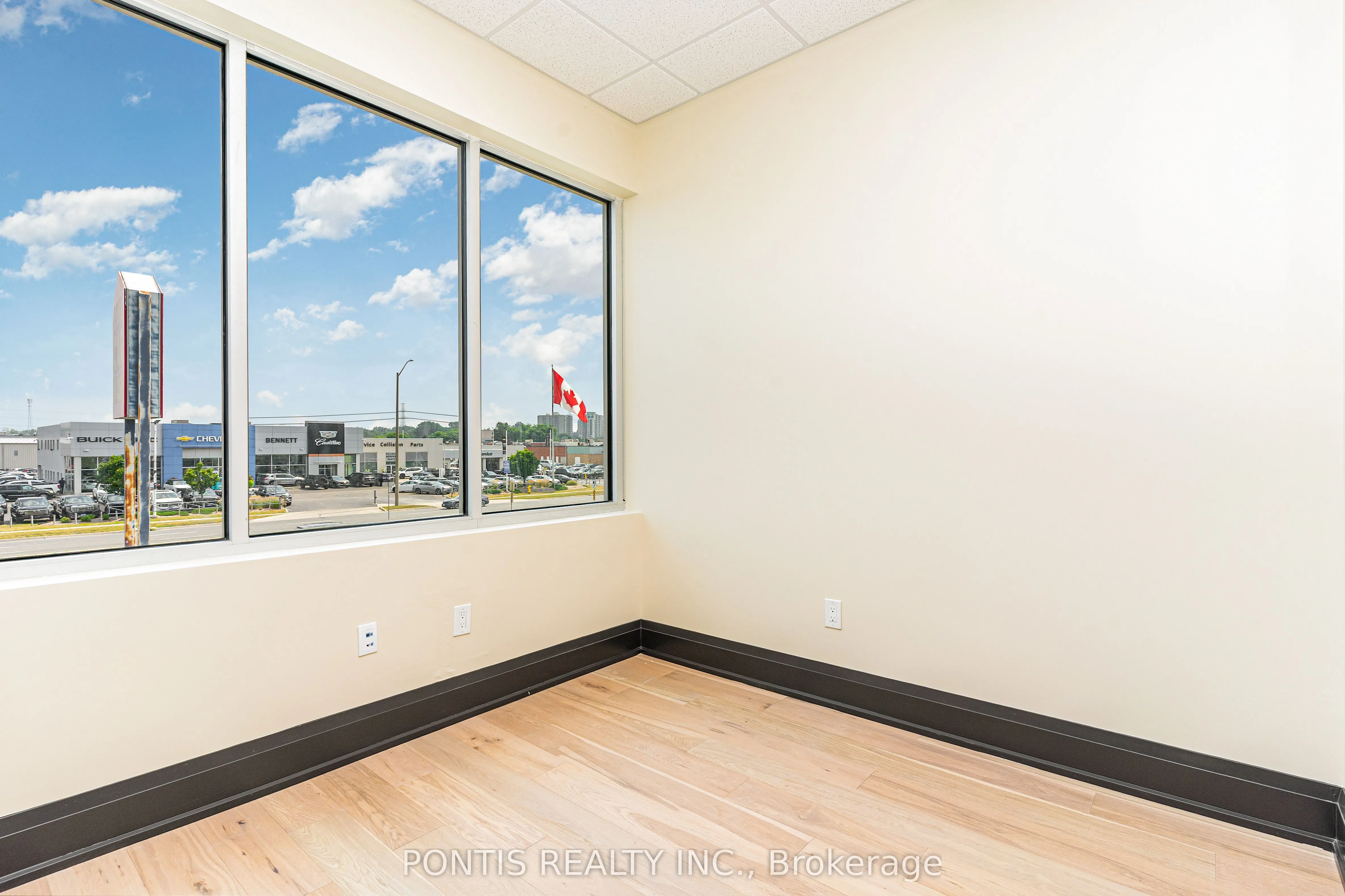 460 Hespeler Road, #H211