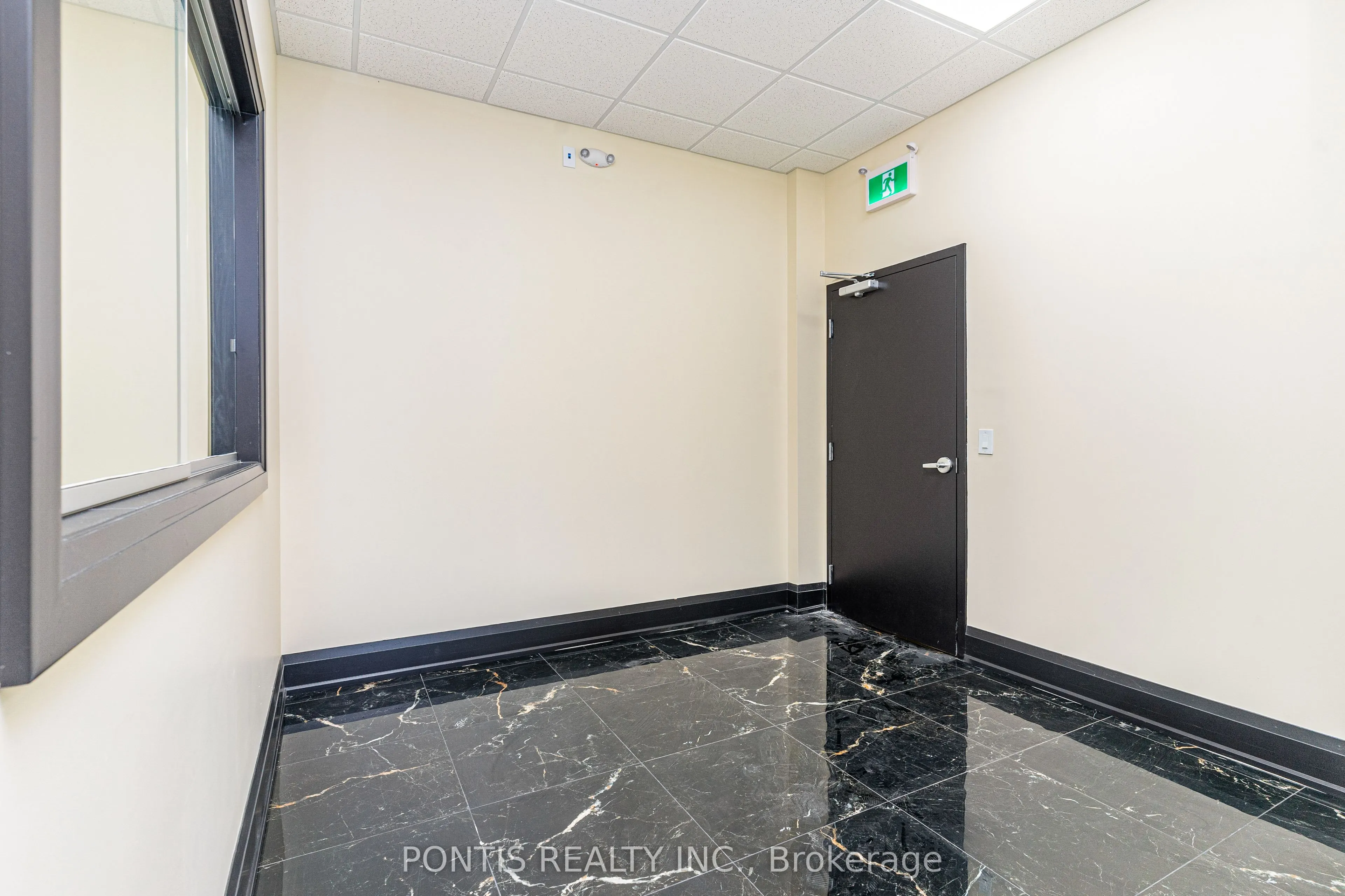 460 Hespeler Road, #H211