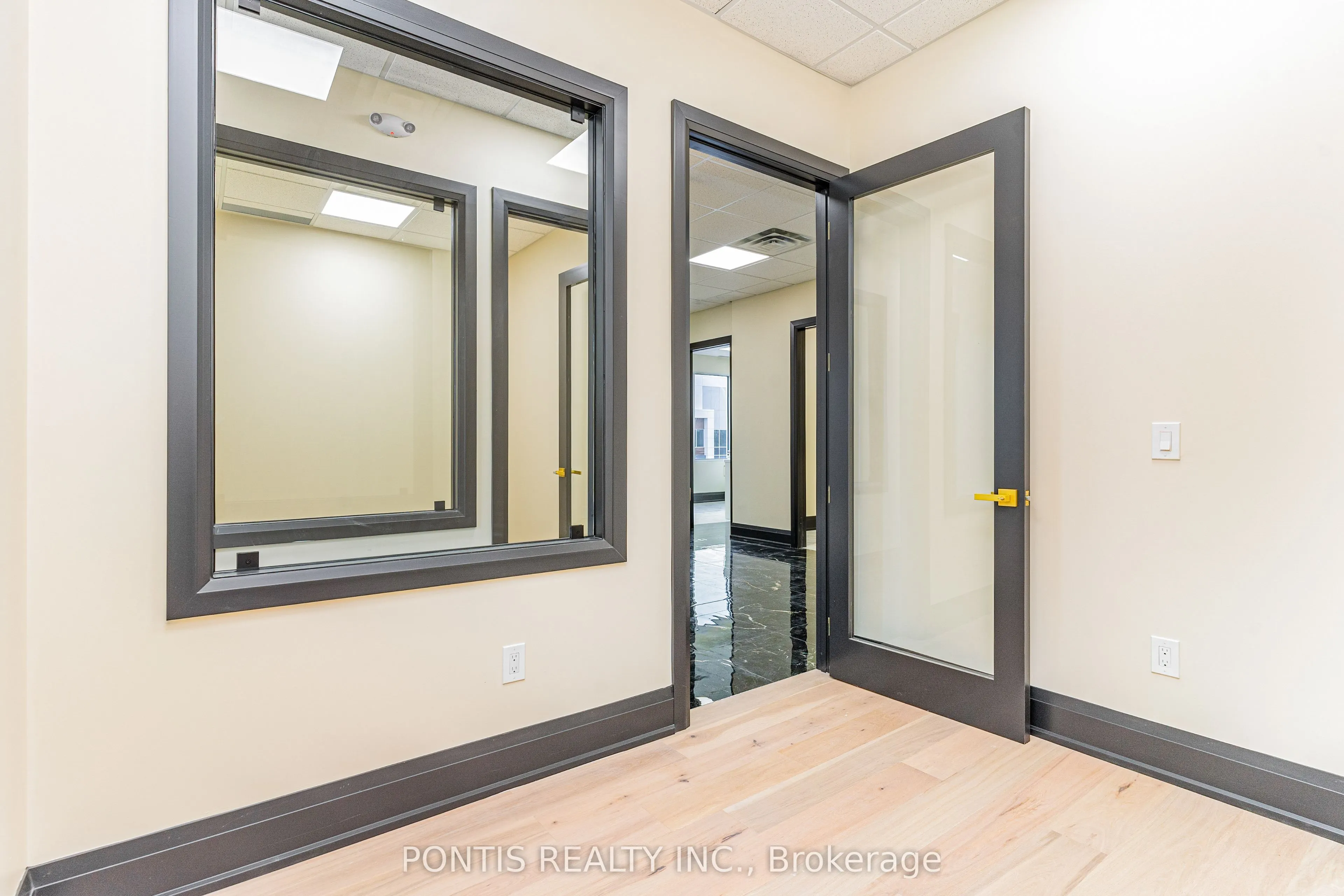 460 Hespeler Road, #H211
