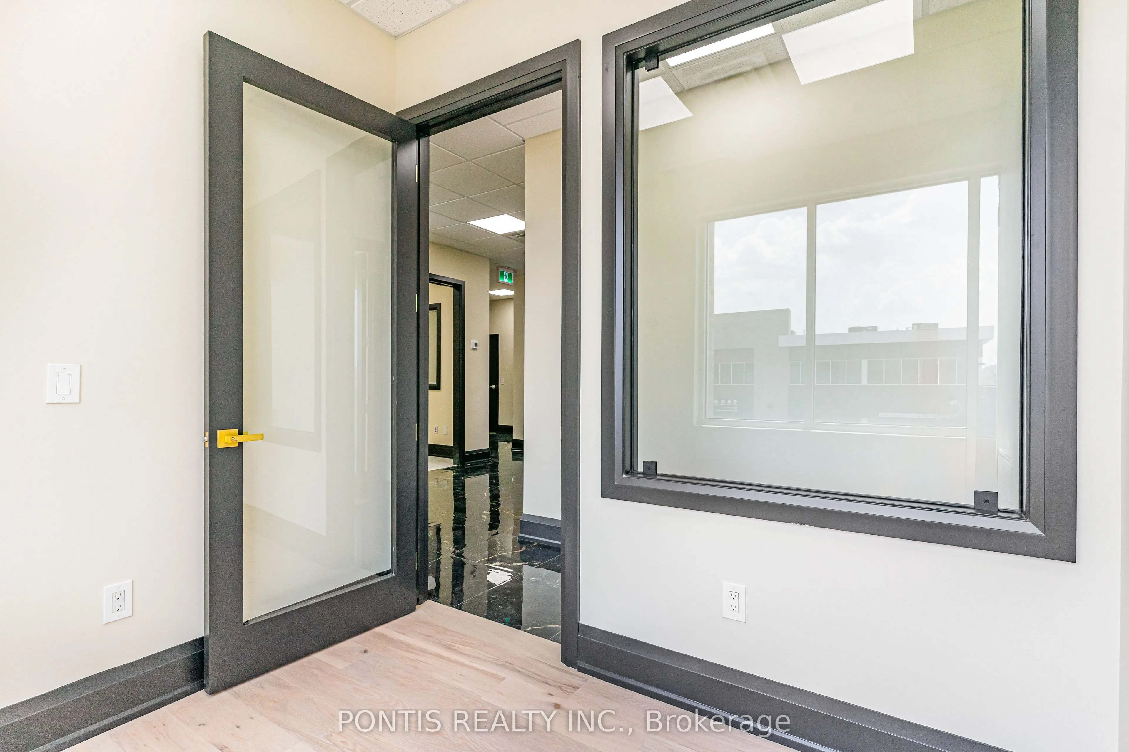 460 Hespeler Road, #H211