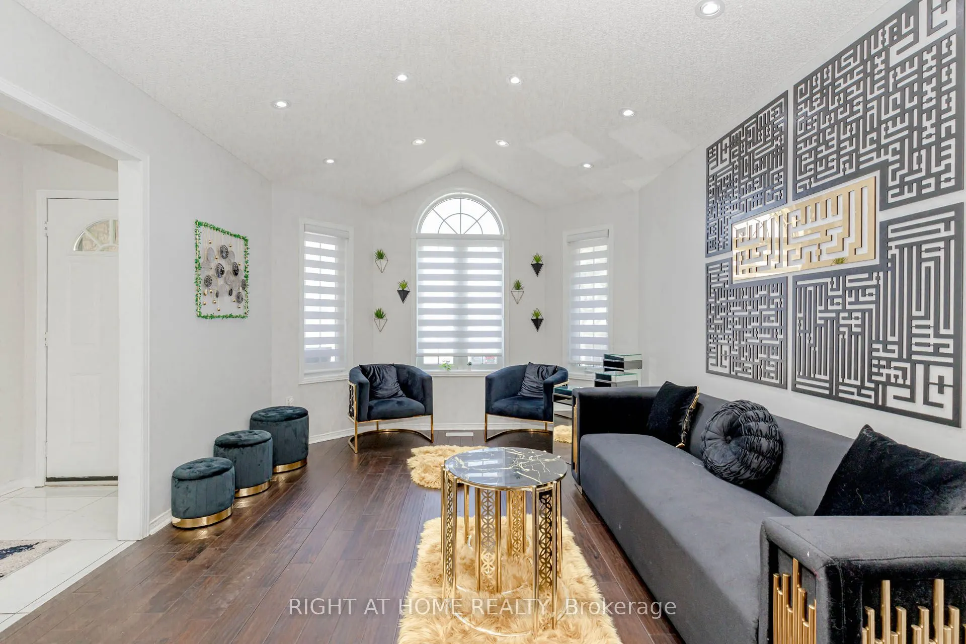 31 Massena Drive