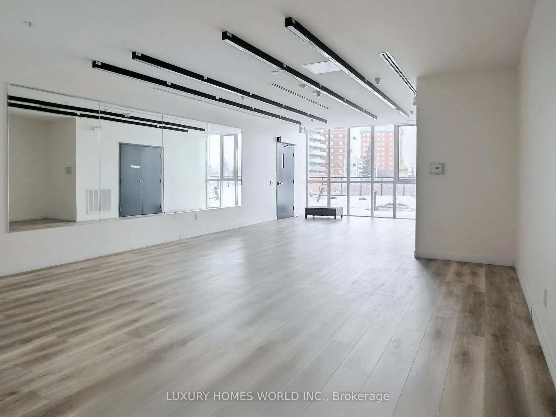 128 King Street, #5