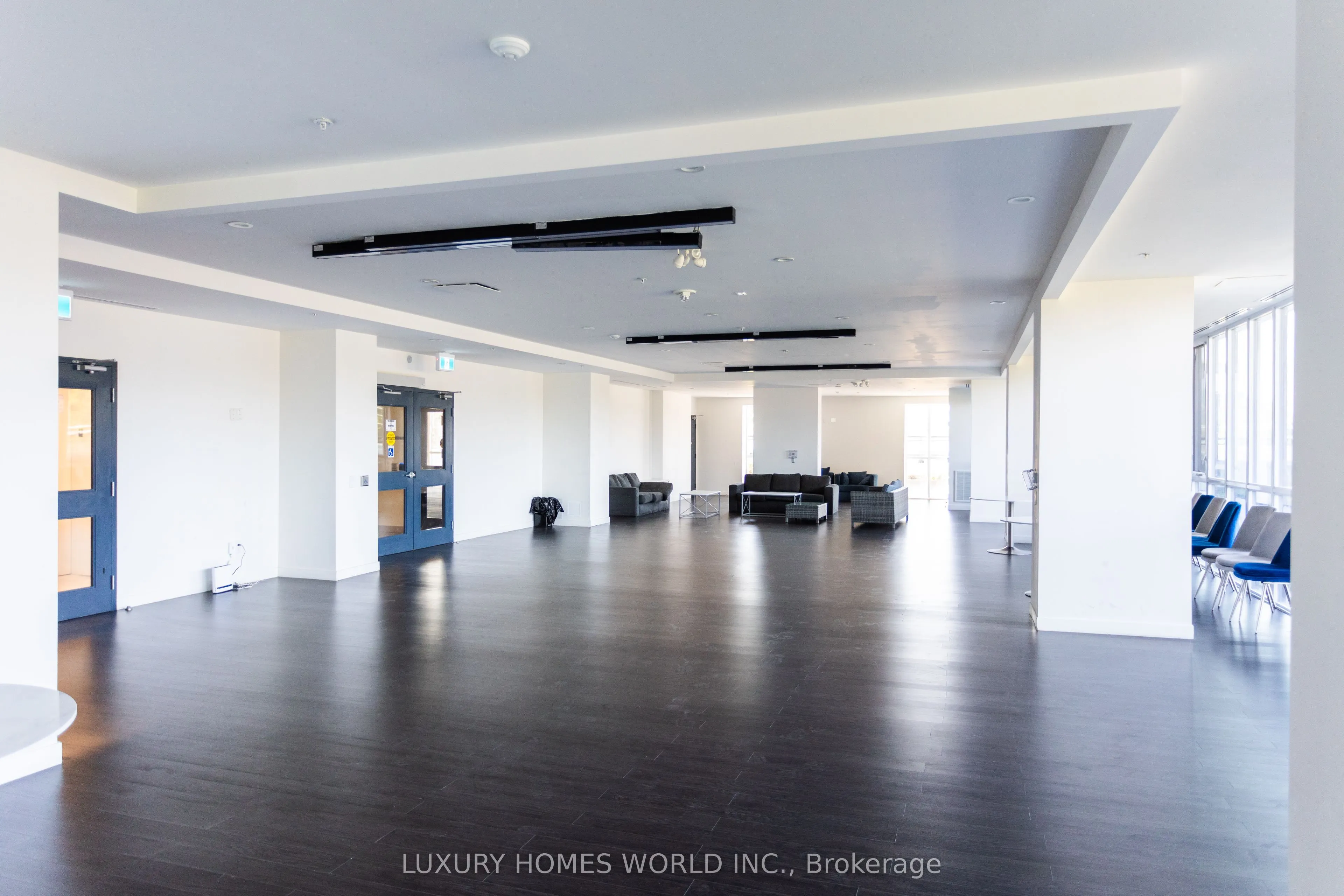 128 King Street, #5