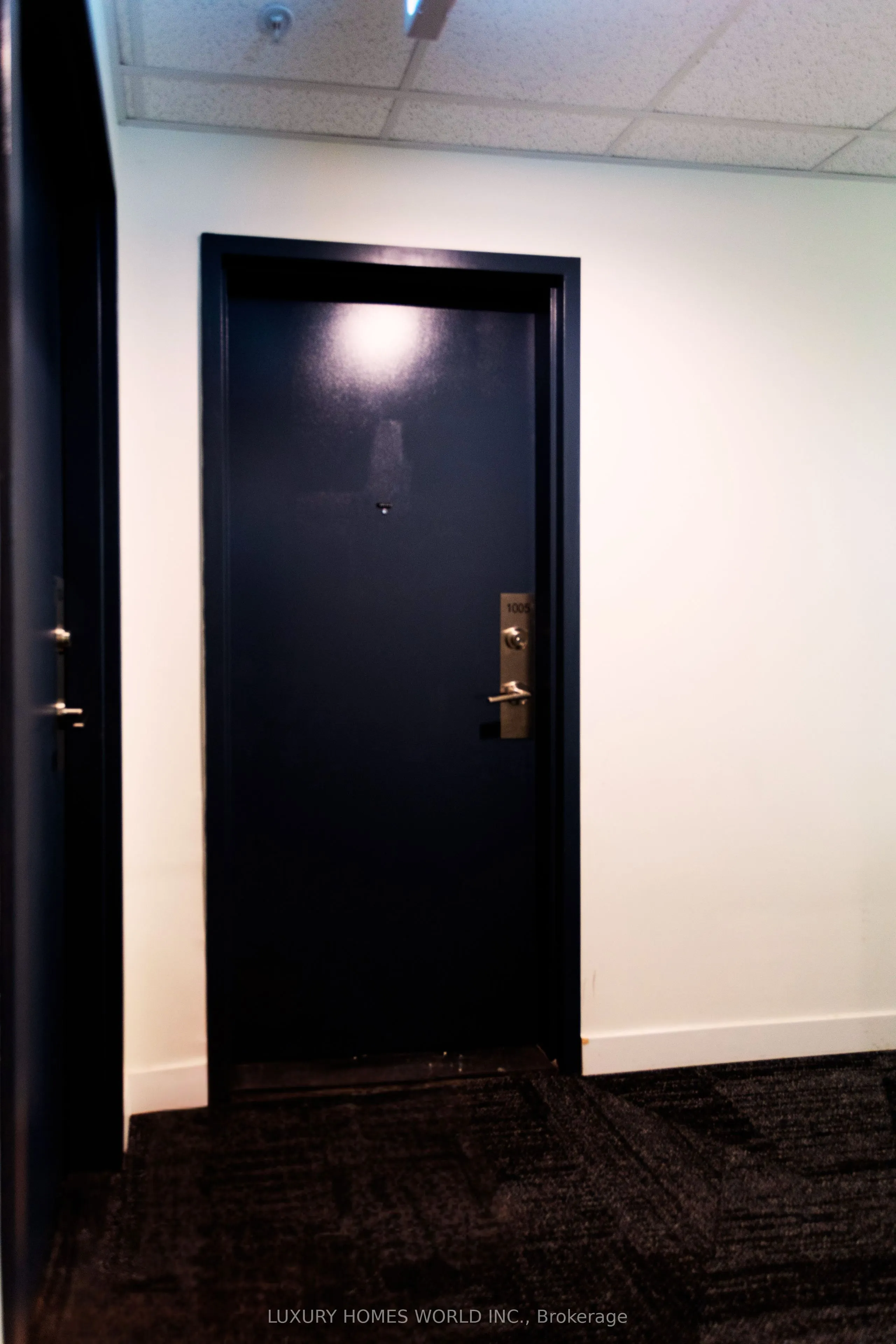 128 King Street, #5