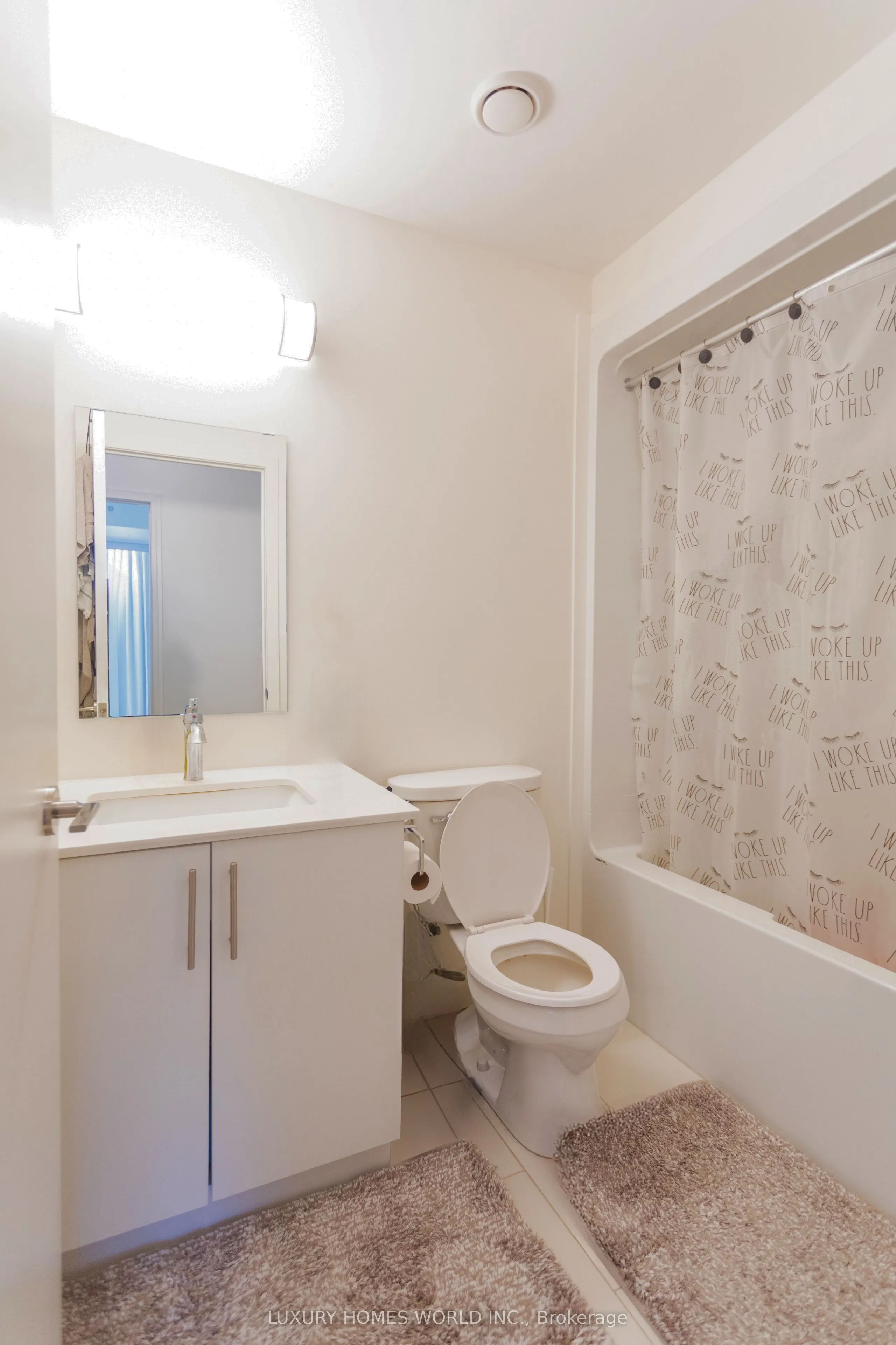 128 King Street, #5