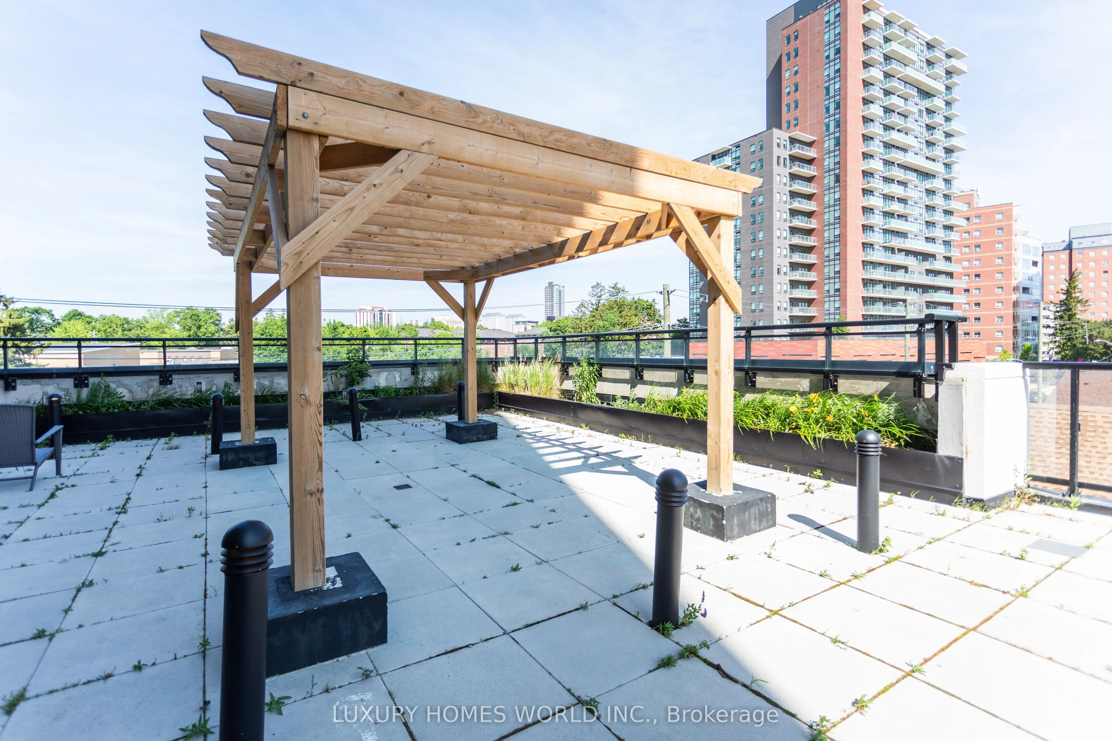 128 King Street, #5