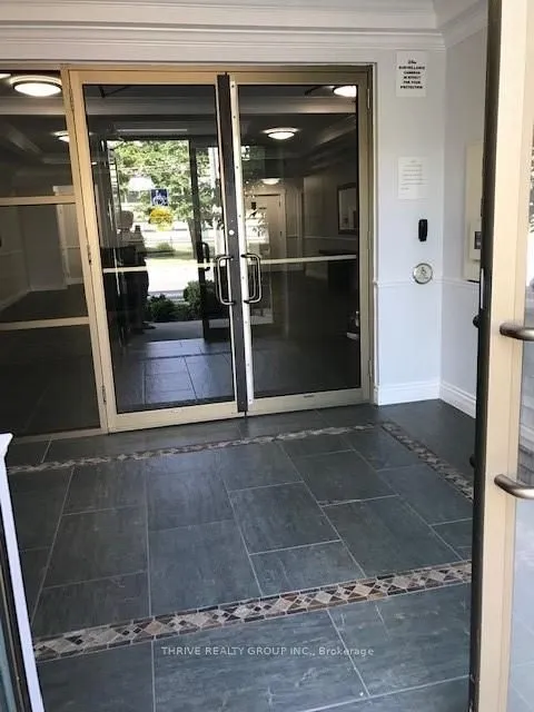 435 Colborne Street, #401