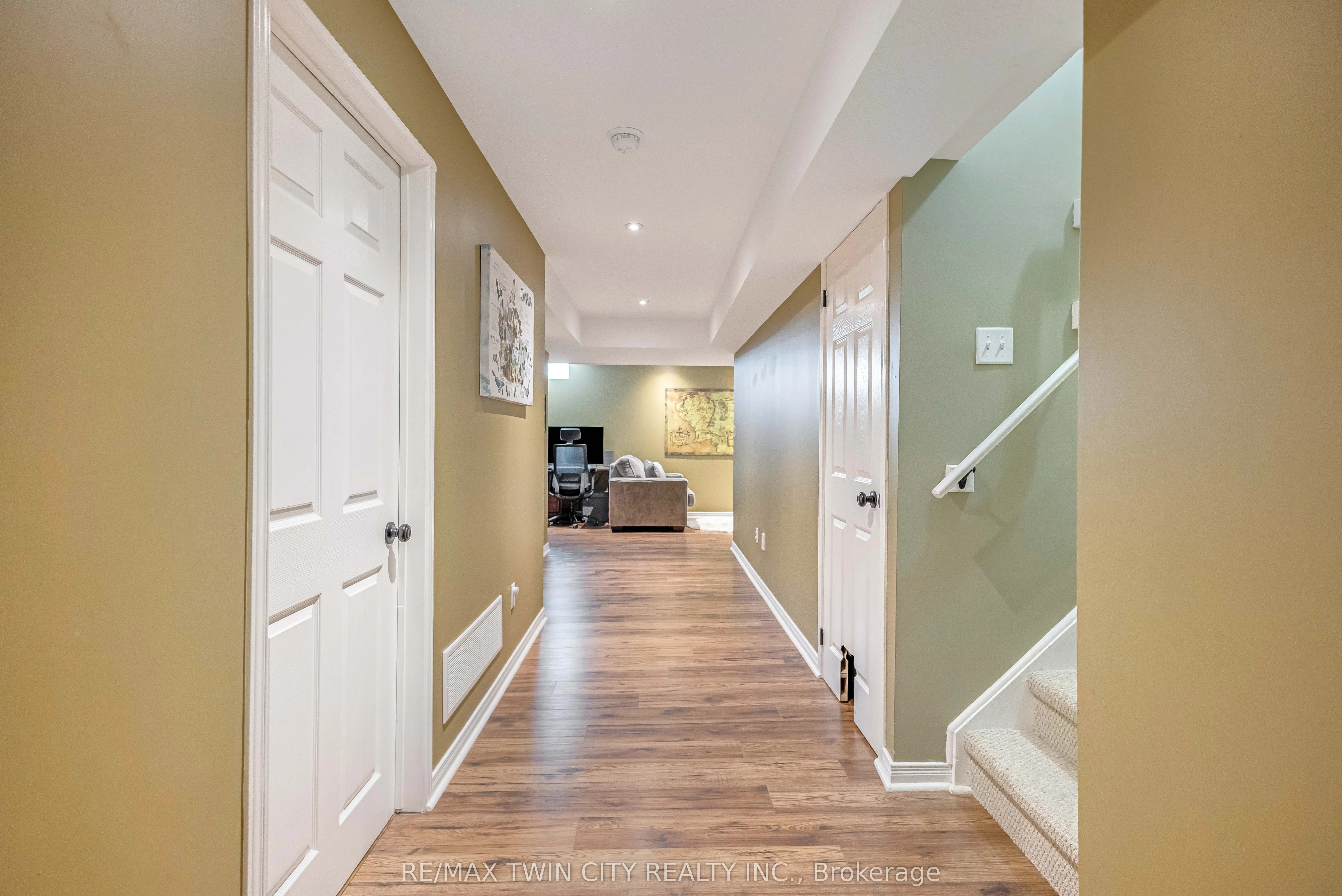 27 Shantz Street